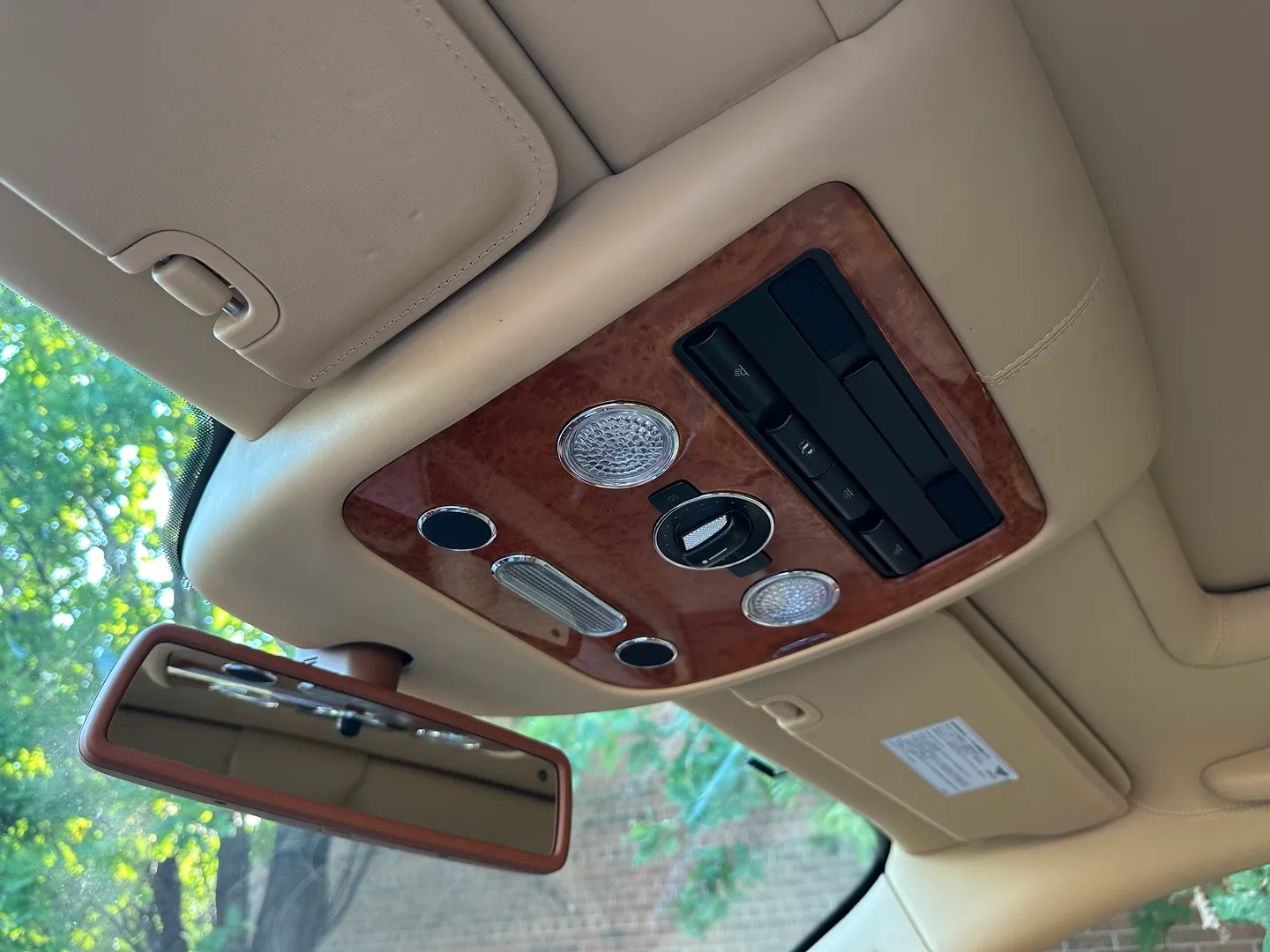 Bentley Continental Flying Spur — photo 66