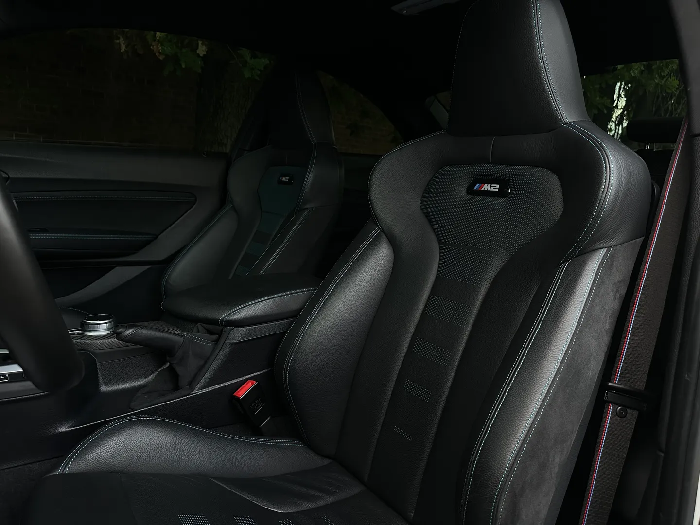 BMW M2 Competition DCT — photo 42