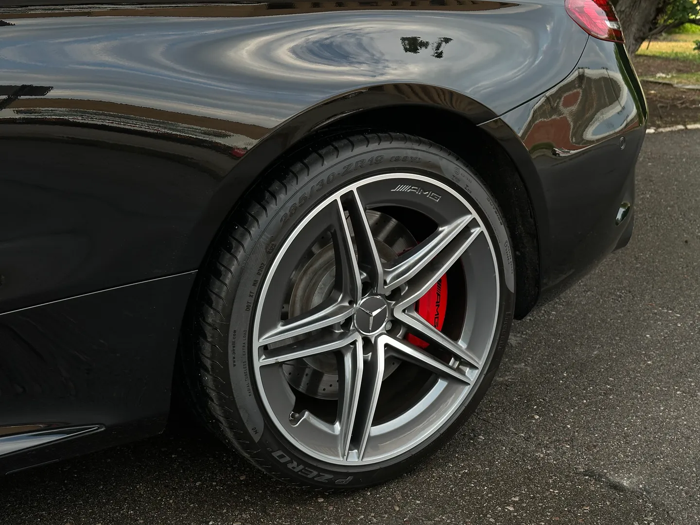 Mercedes Benz C63S AMG Coupe — photo 15