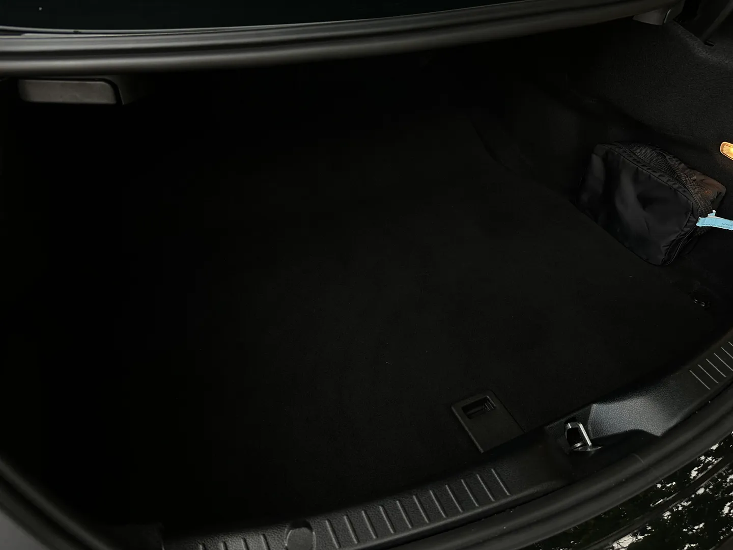 Mercedes Benz C63S AMG Coupe — photo 30