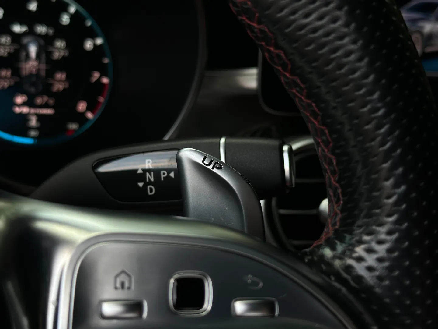 Mercedes Benz C63S AMG Coupe — photo 90