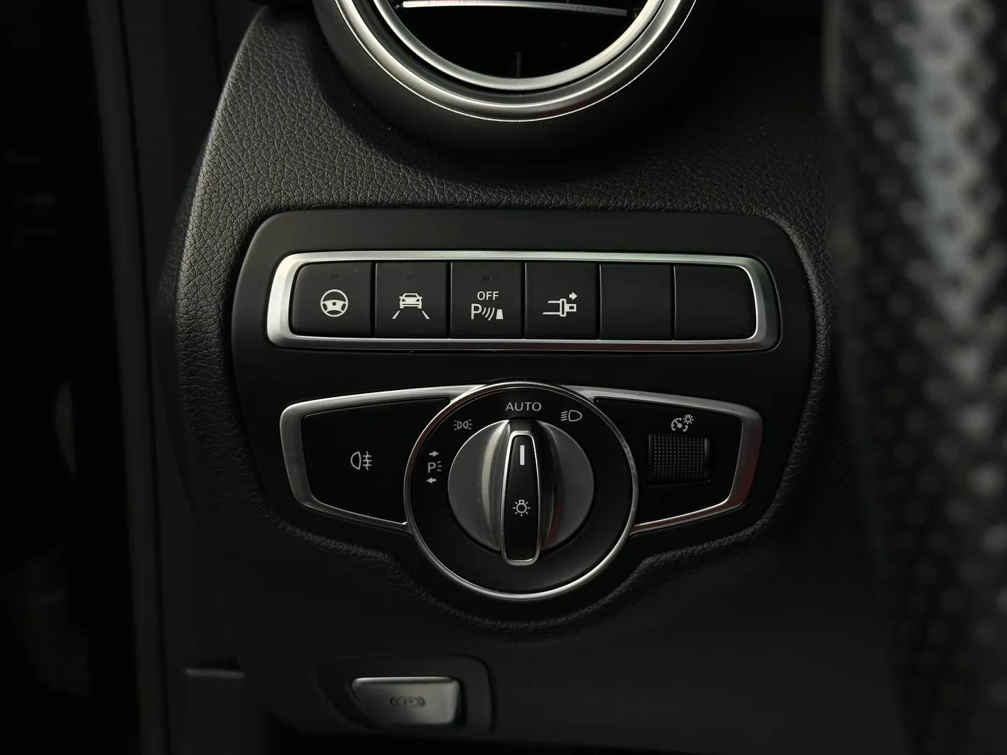 Mercedes Benz C63S AMG Coupe — photo 94