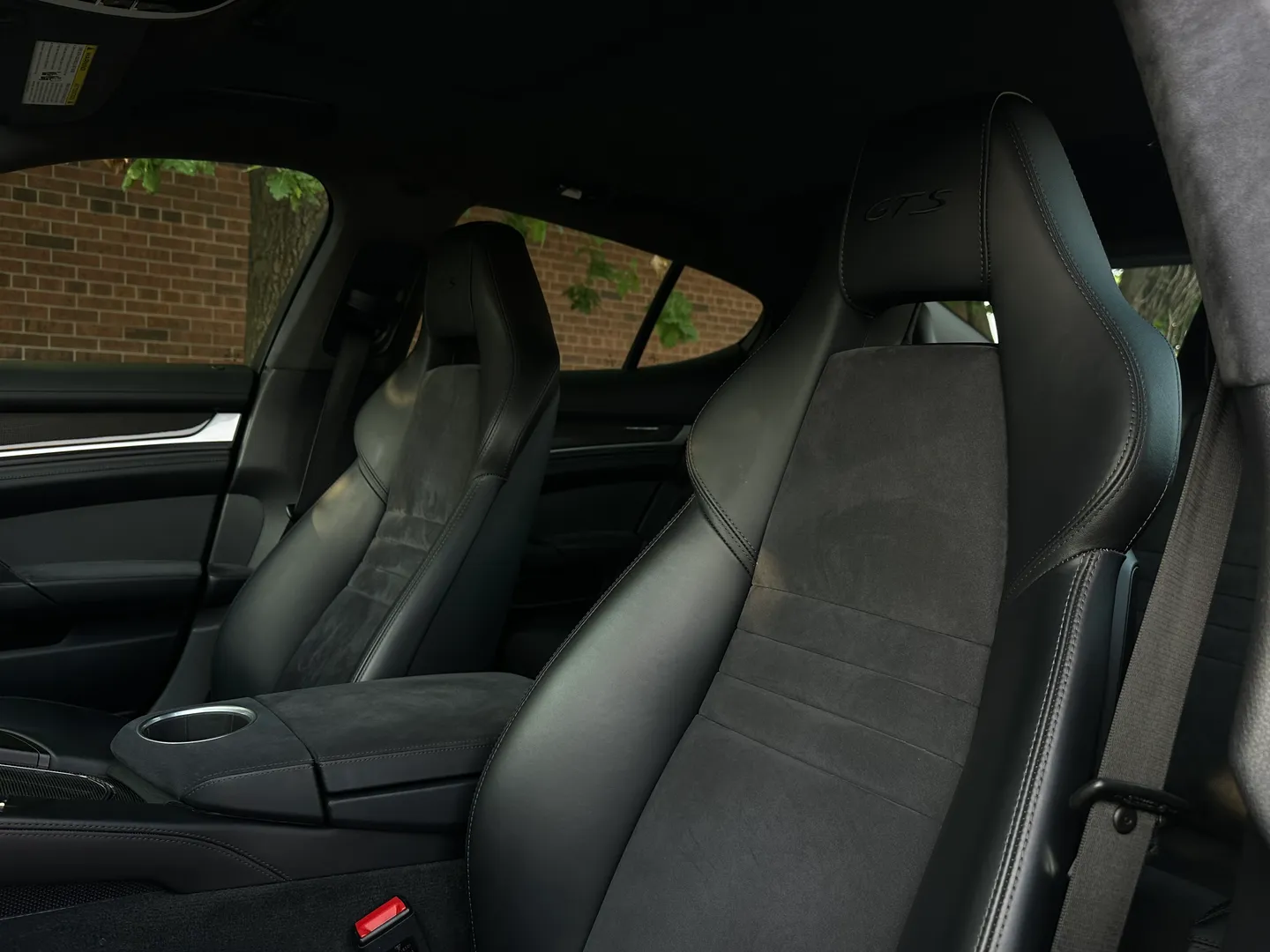 Porsche Panamera GTS — photo 38
