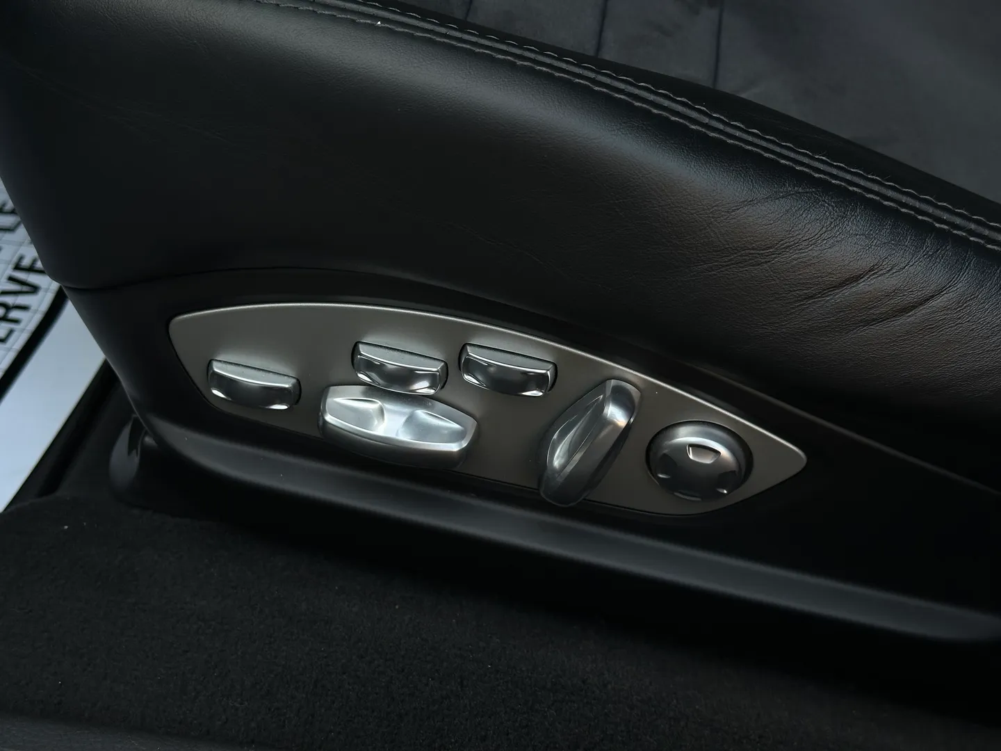 Porsche Panamera GTS — photo 40