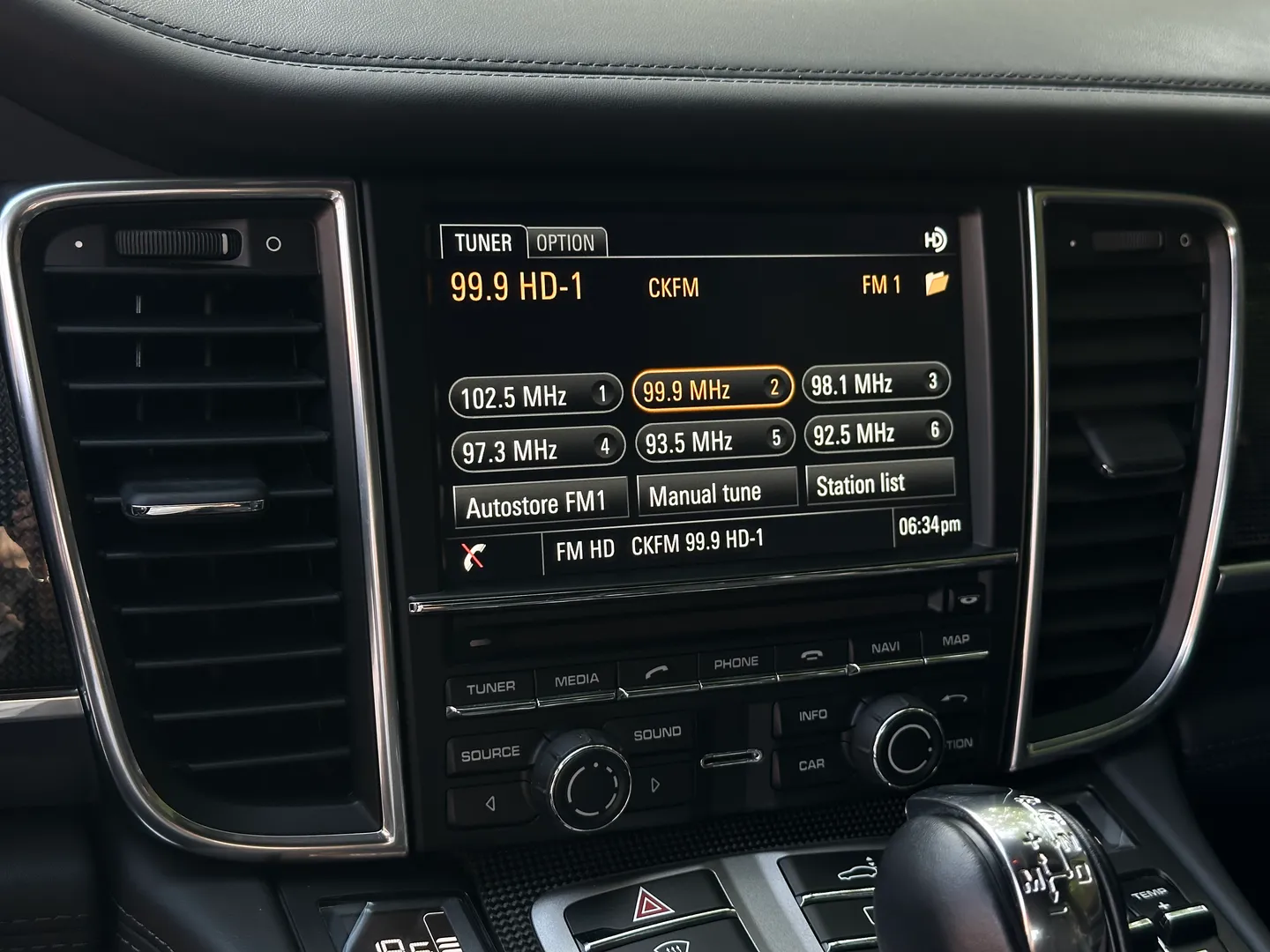 Porsche Panamera GTS — photo 57