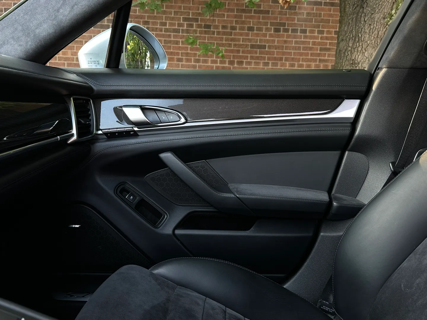 Porsche Panamera GTS — photo 68