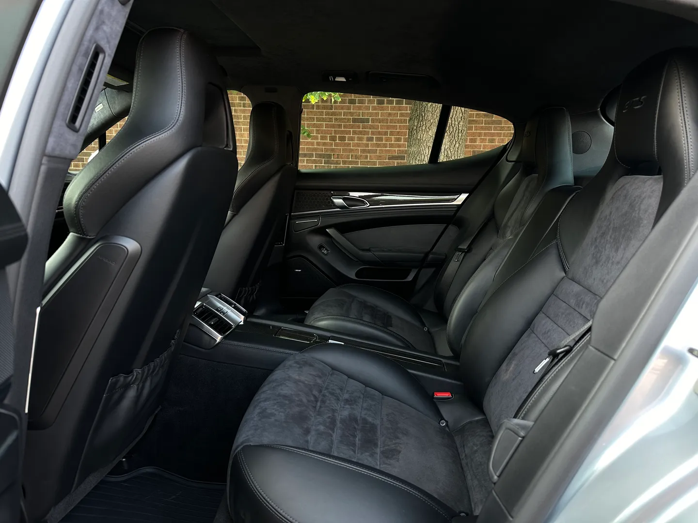 Porsche Panamera GTS — photo 82