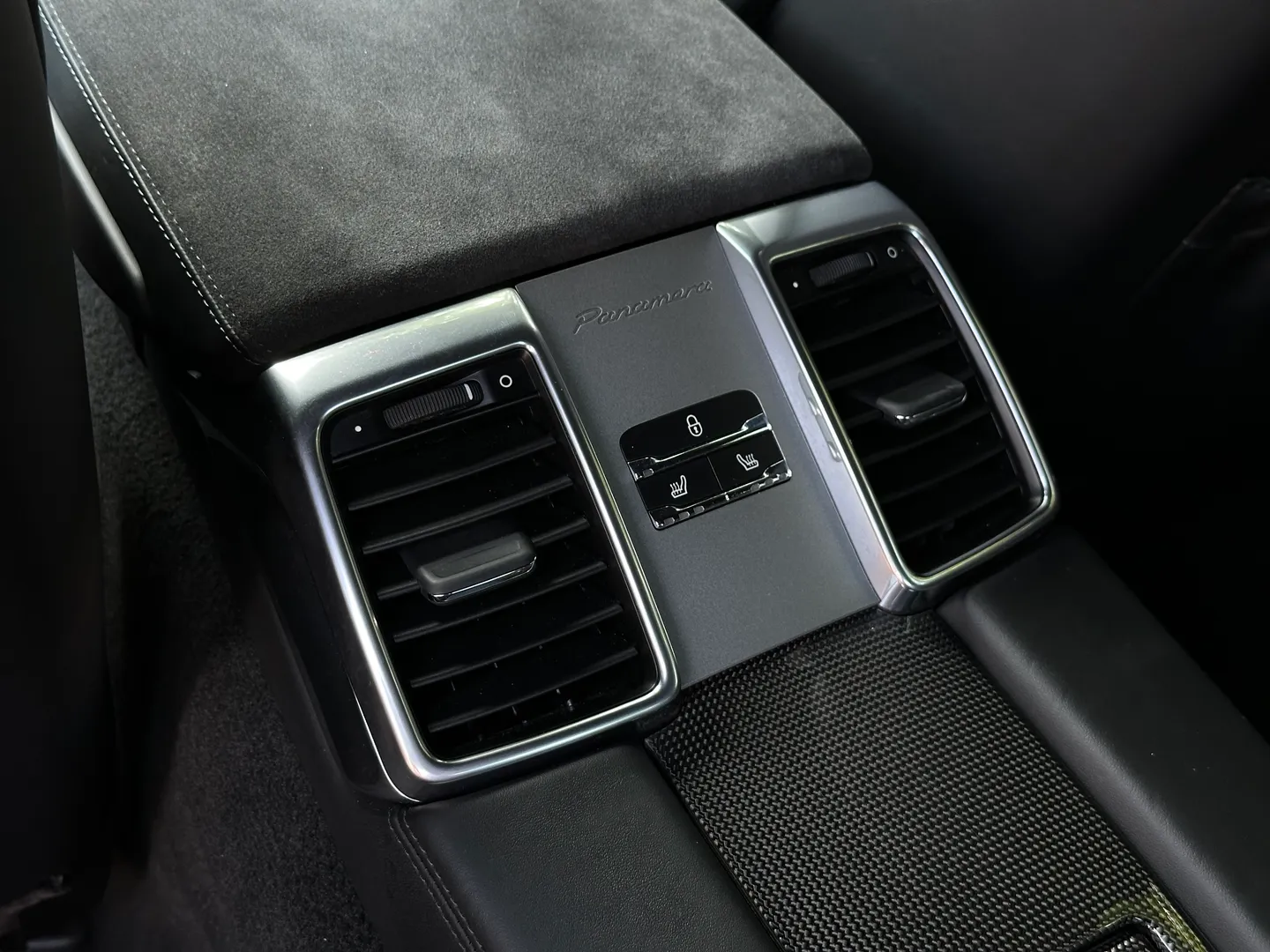 Porsche Panamera GTS — photo 85