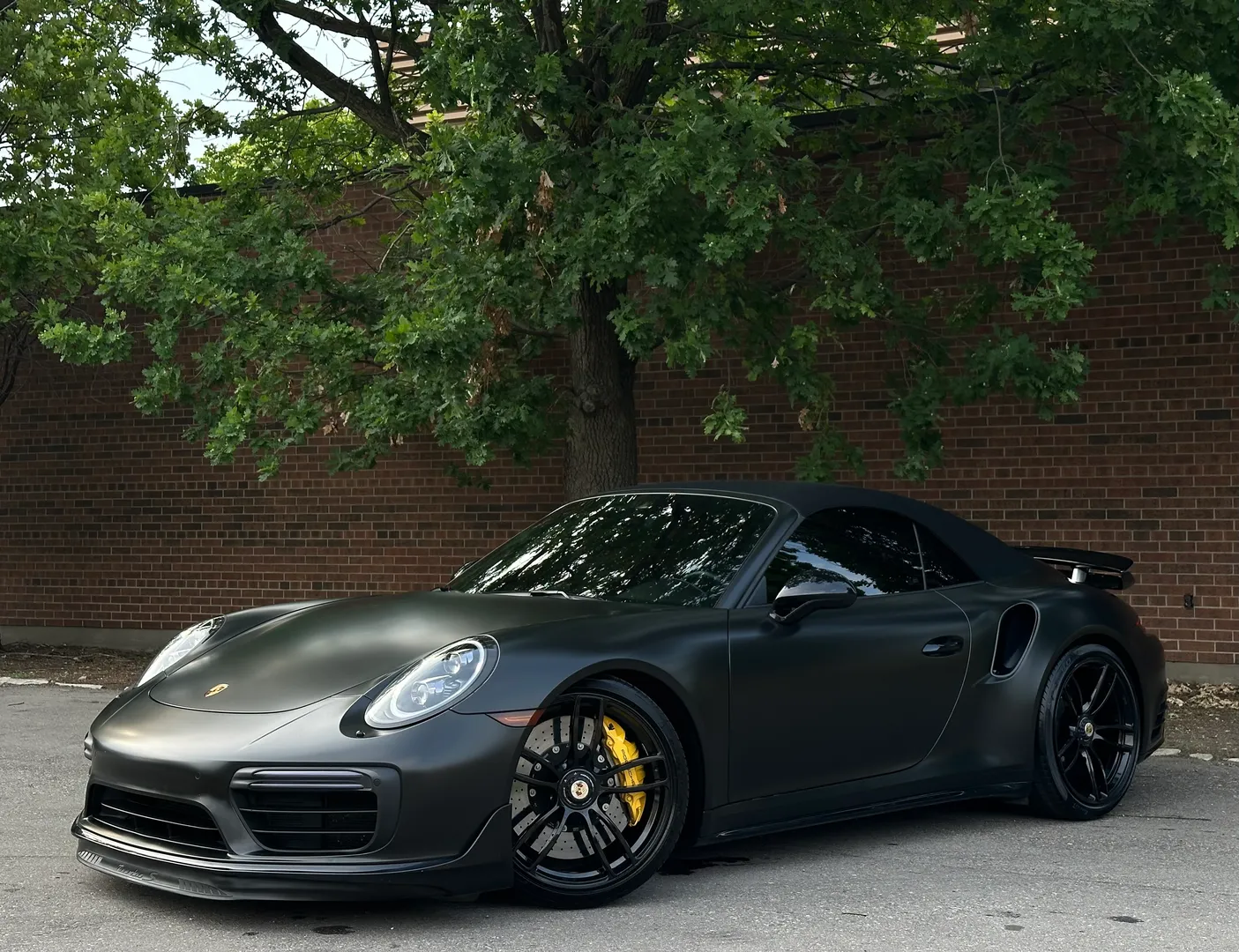 Porsche 911 Turbo S Cabriolet — photo 3