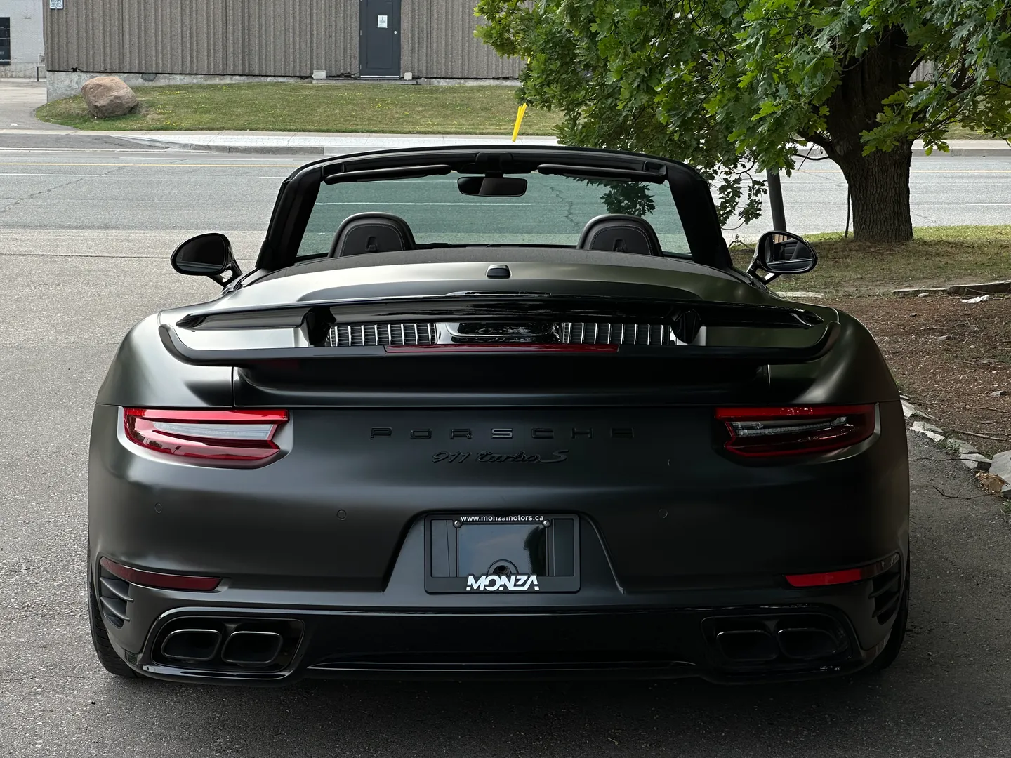 Porsche 911 Turbo S Cabriolet — photo 27