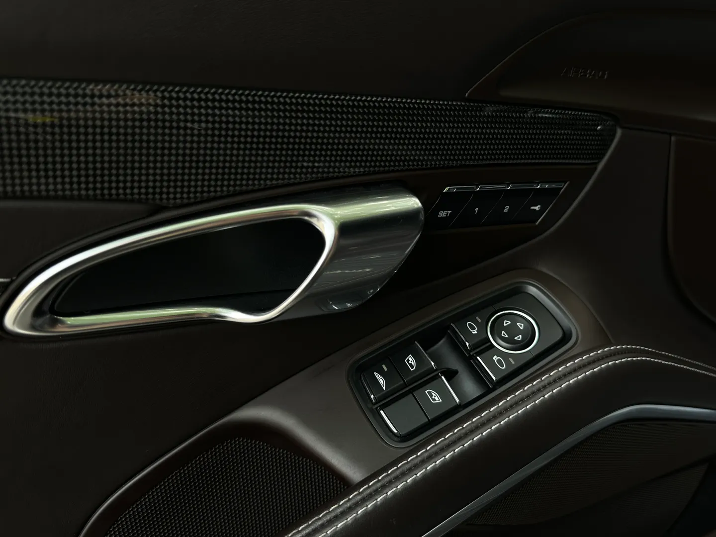 Porsche 911 Turbo S Cabriolet — photo 53