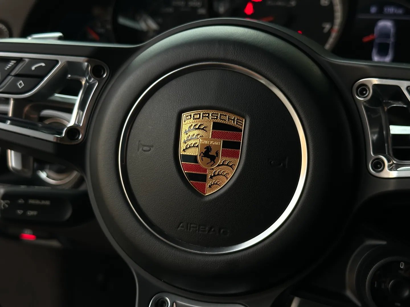 Porsche 911 Turbo S Cabriolet — photo 85