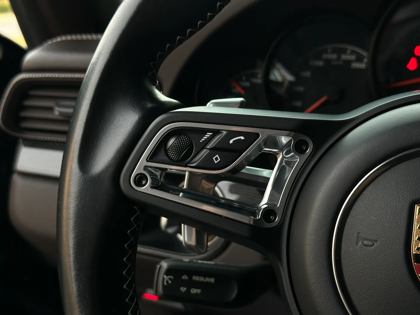 Porsche 911 Turbo S Cabriolet — photo 86