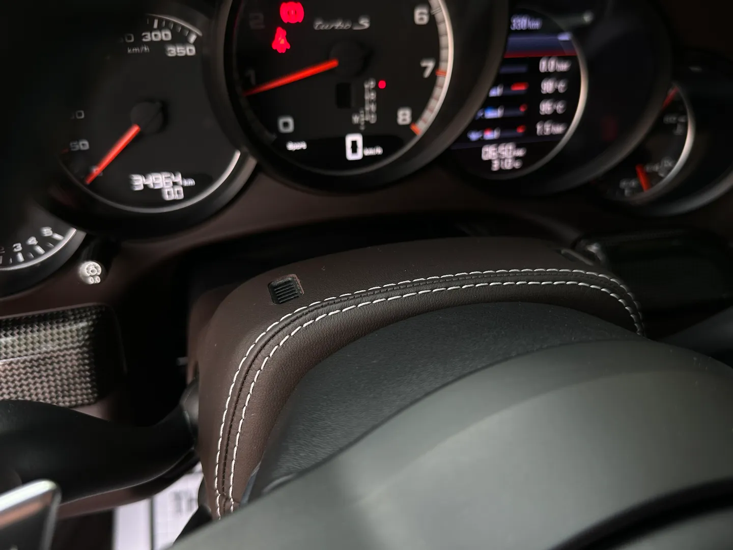 Porsche 911 Turbo S Cabriolet — photo 98