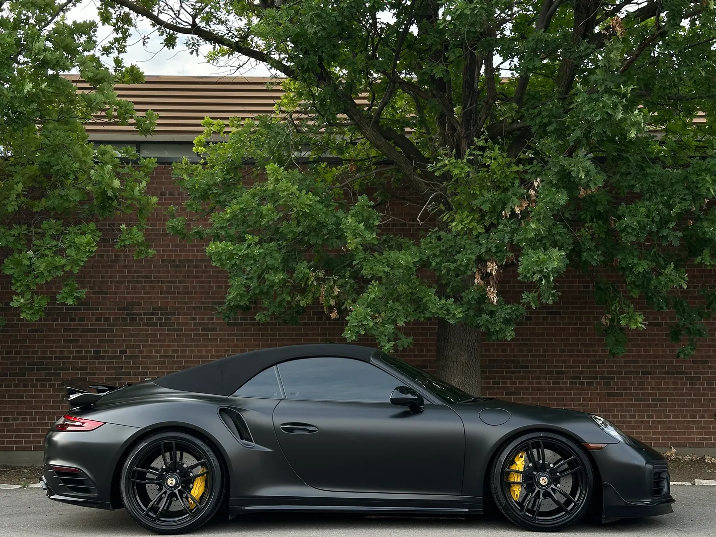 Porsche 911 Turbo S Cabriolet — photo 102