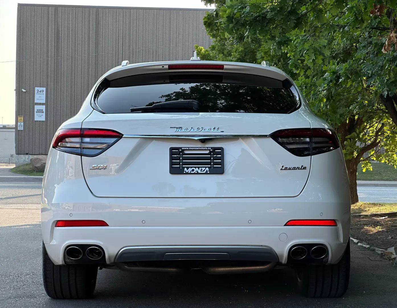 Maserati Levante Grand Lusso S — photo 26