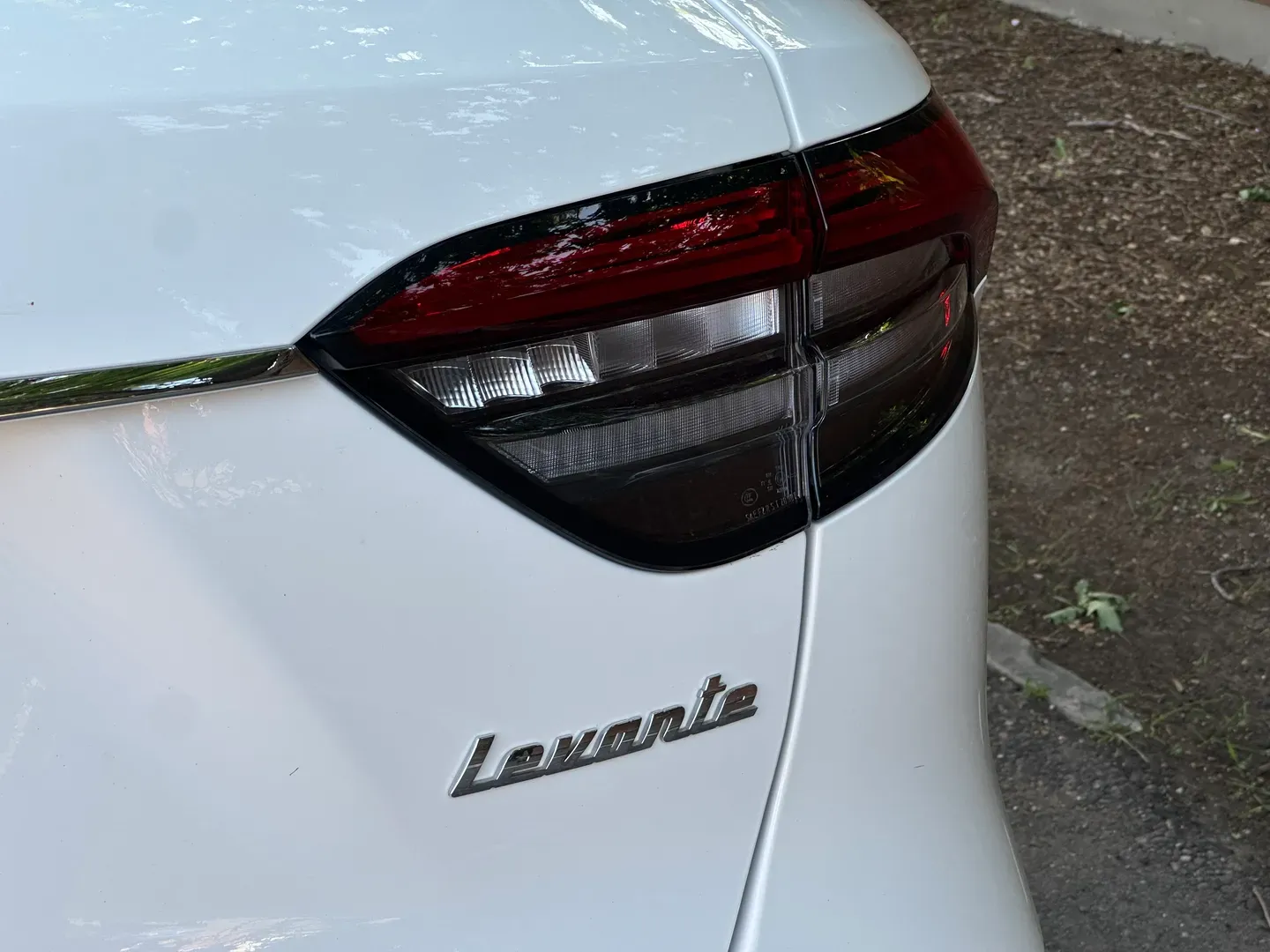 Maserati Levante Grand Lusso S — photo 28