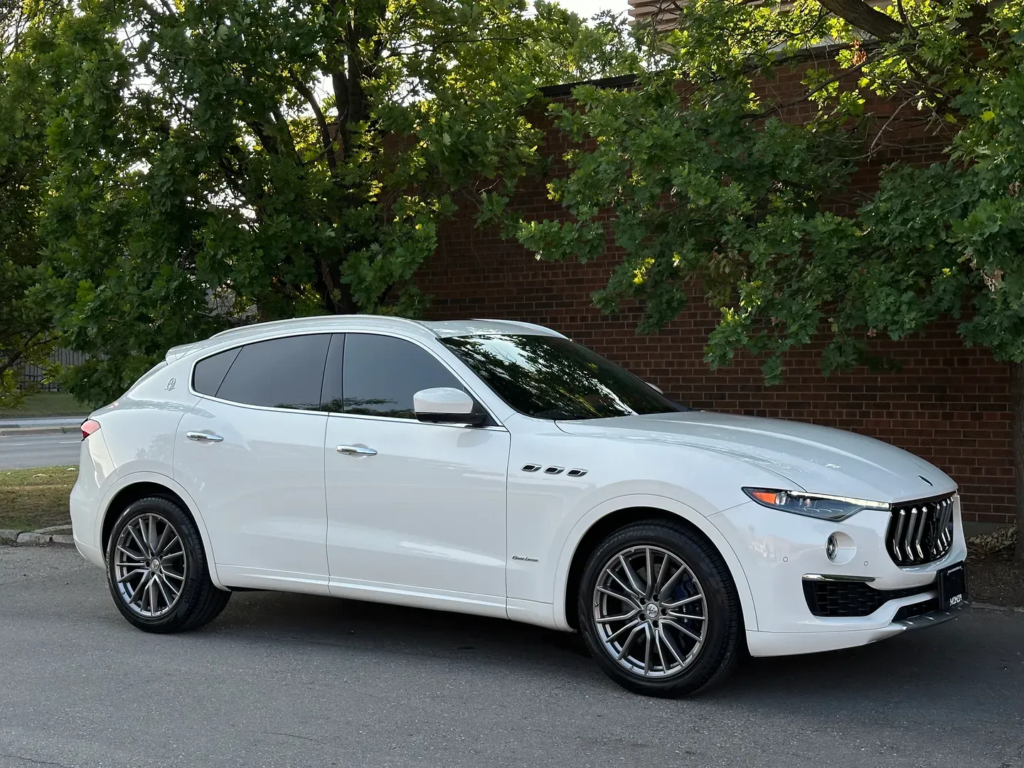 Maserati Levante Grand Lusso S — photo 104