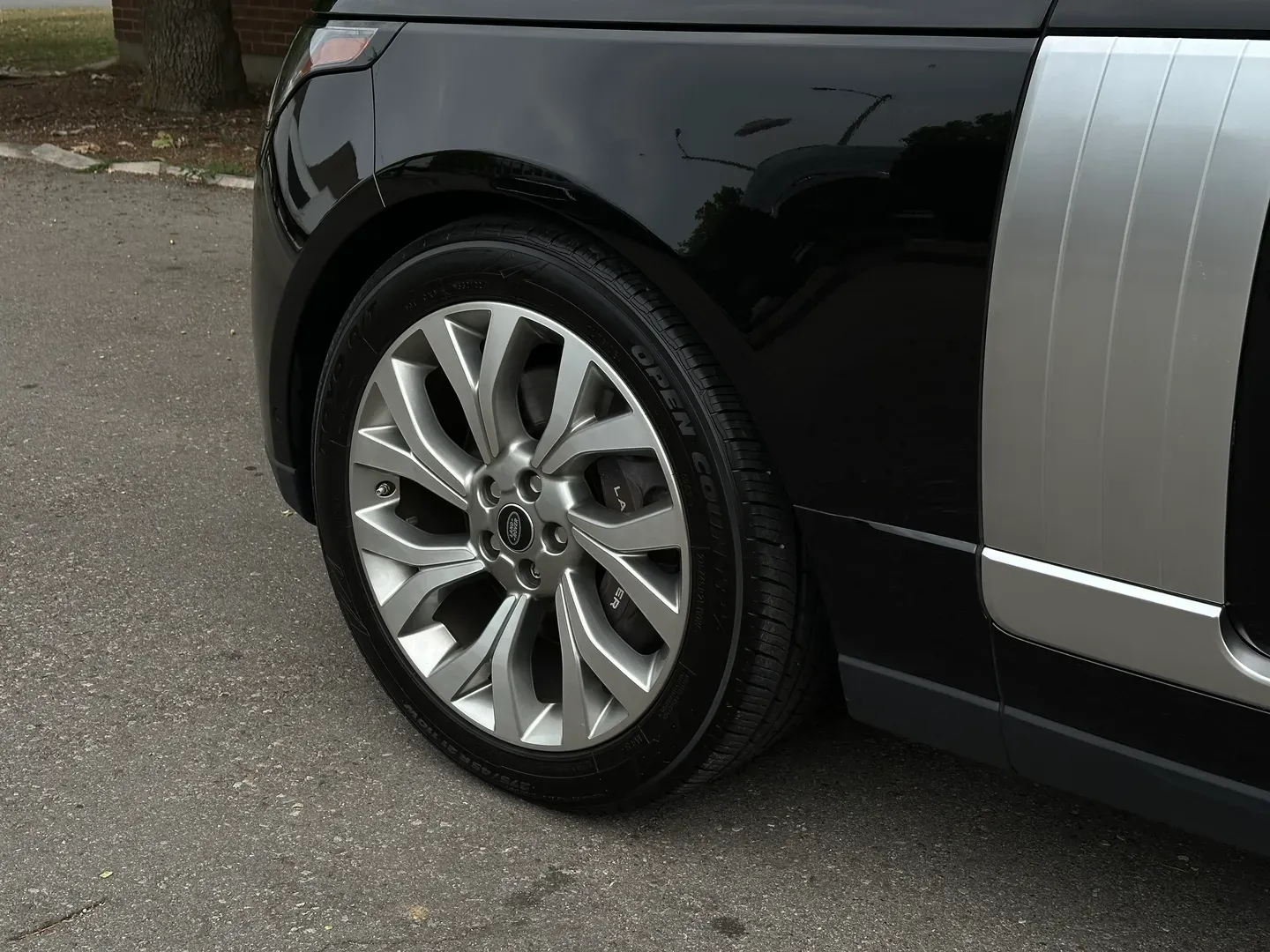 Land Rover Range Rover HSE P525 — photo 11