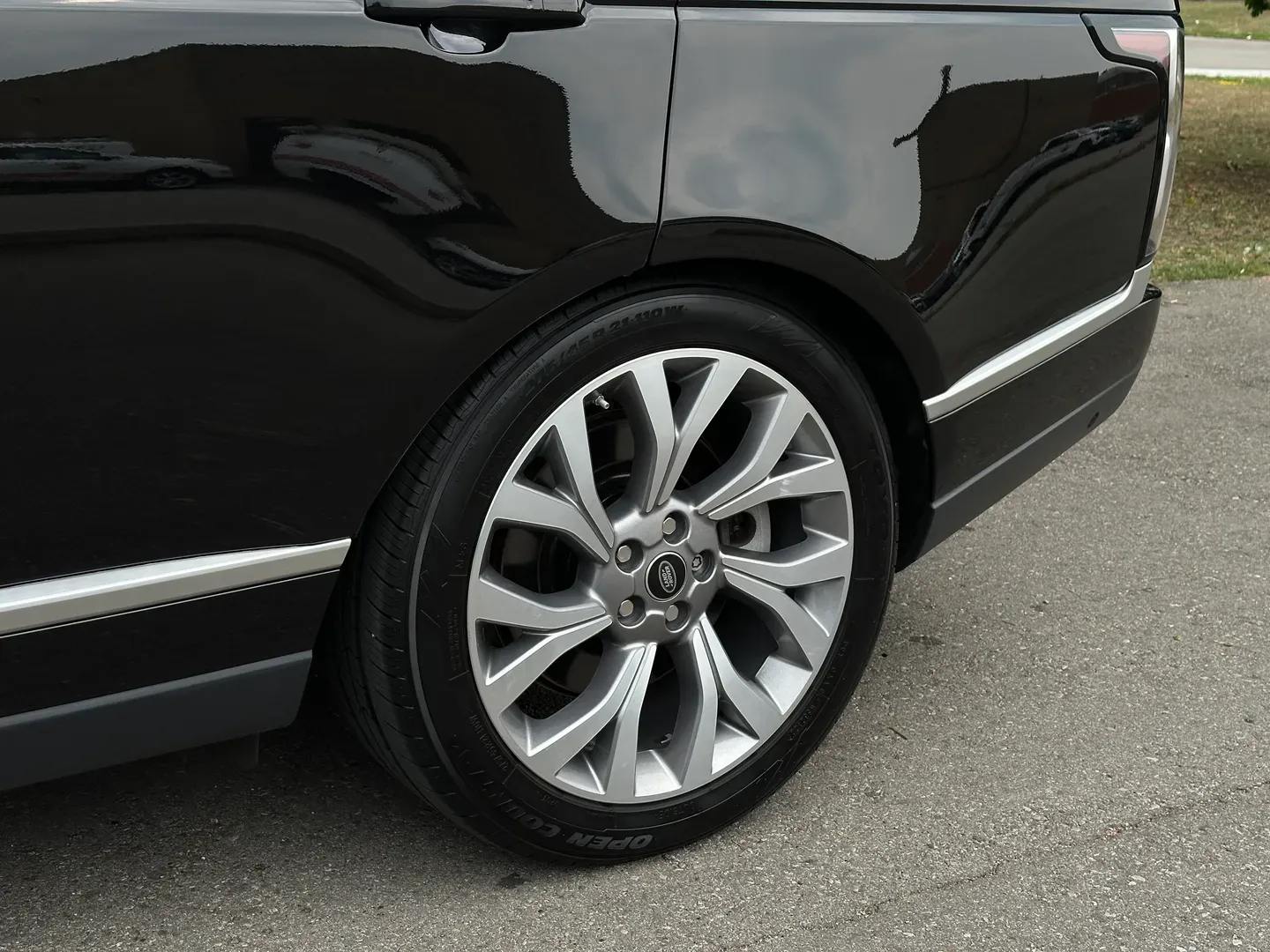 Land Rover Range Rover HSE P525 — photo 12
