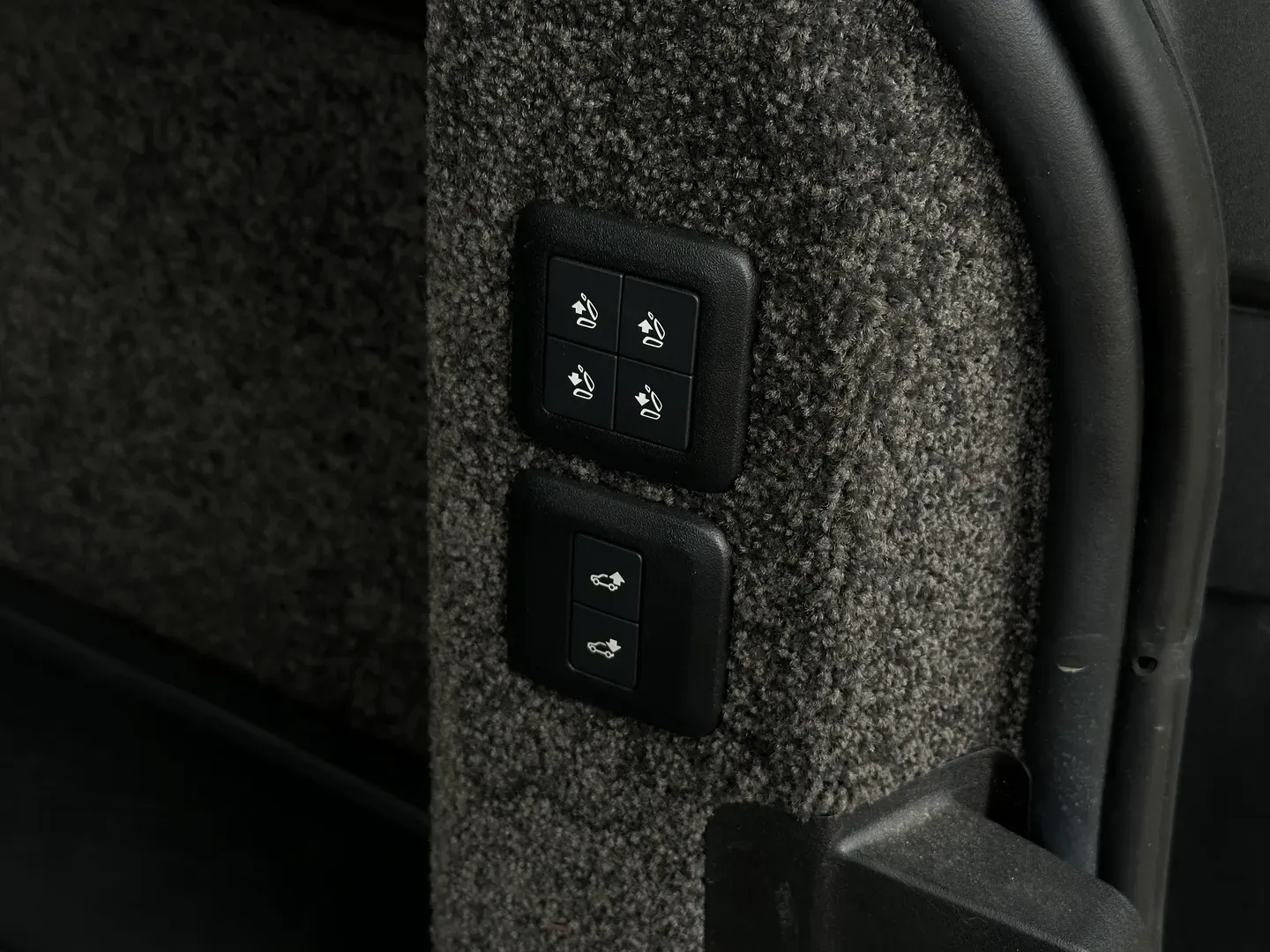 Land Rover Range Rover HSE P525 — photo 26