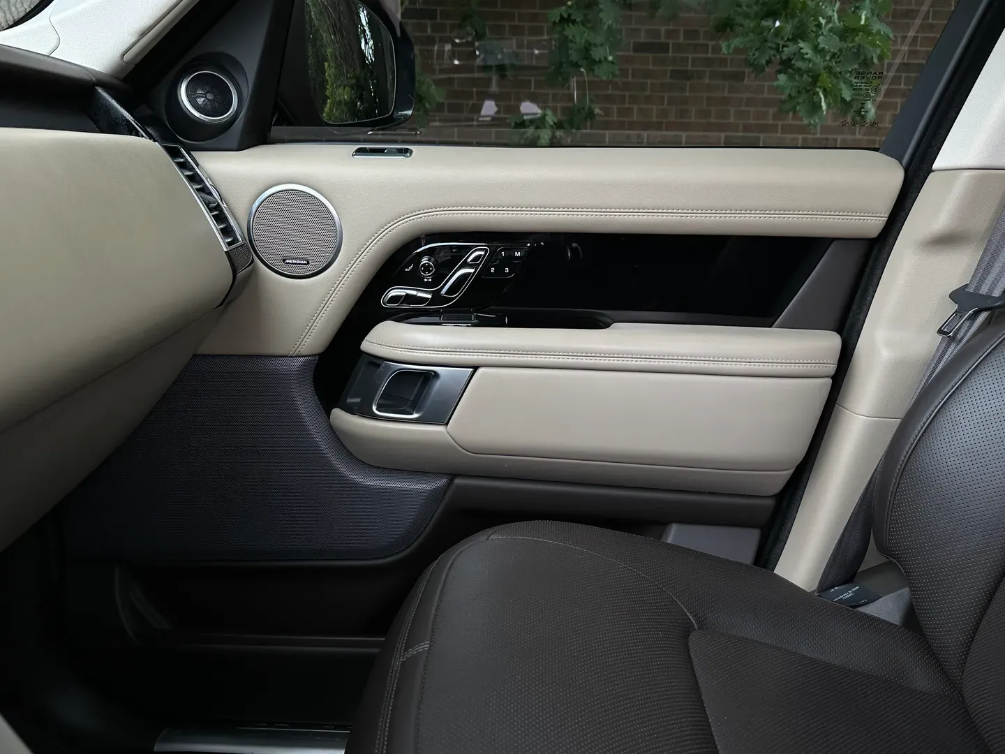 Land Rover Range Rover HSE P525 — photo 71