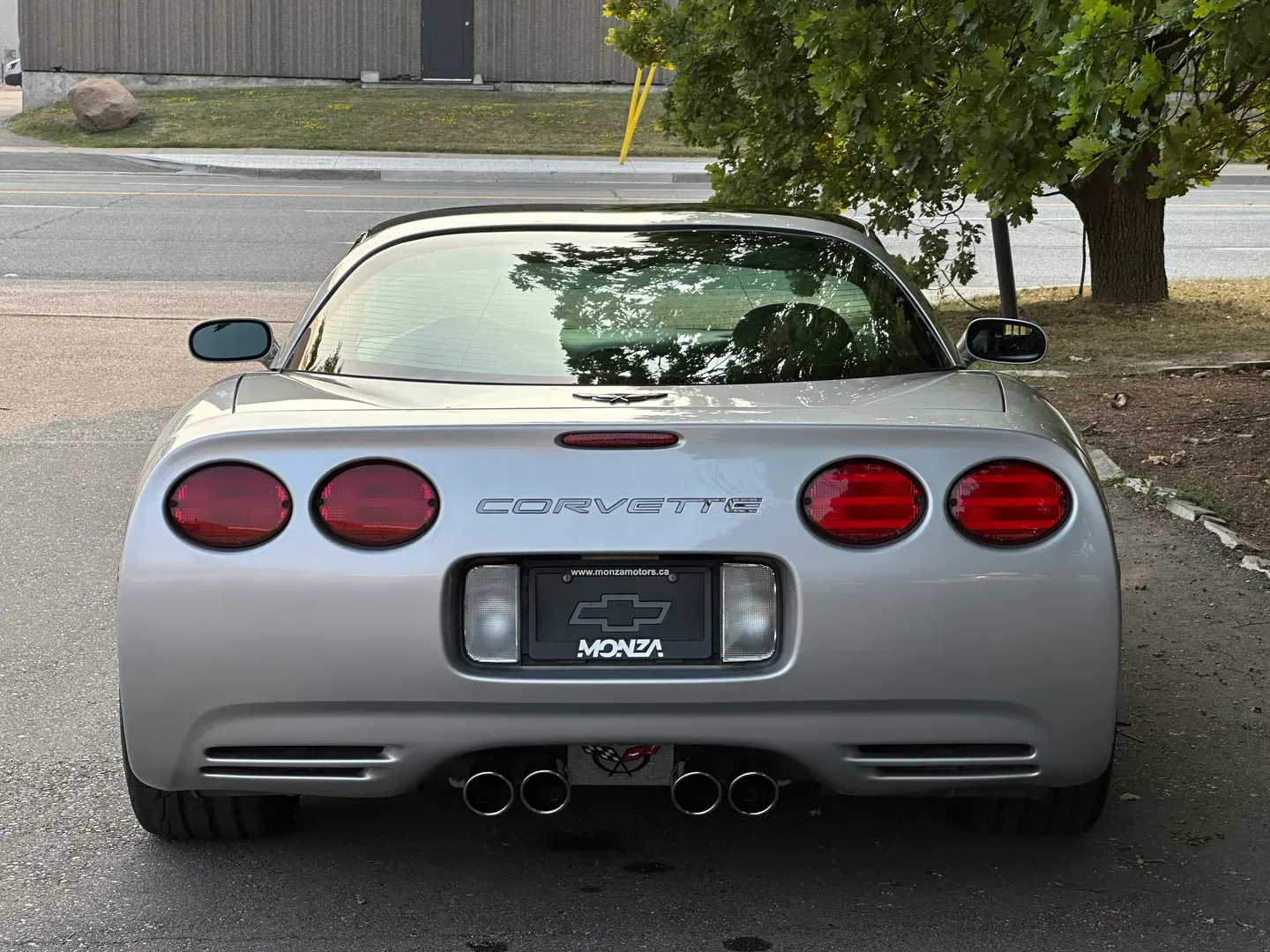 Chevrolet Corvette Coupe 6 Speed Manual — photo 23