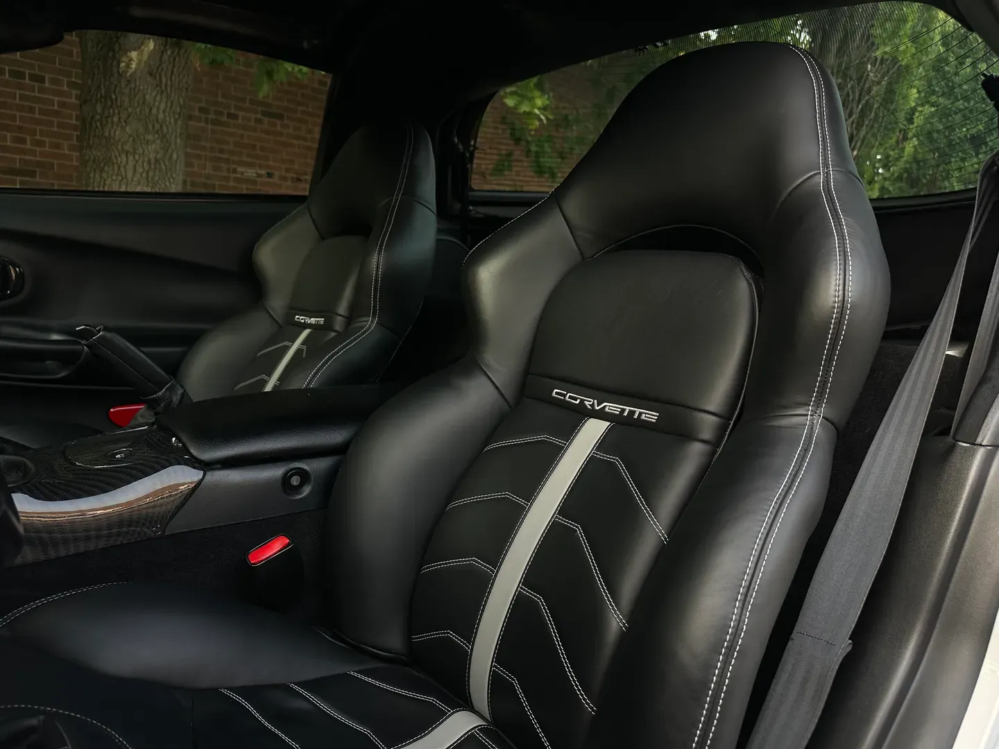 Chevrolet Corvette Coupe 6 Speed Manual — photo 42