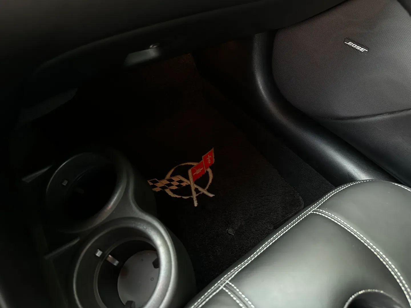 Chevrolet Corvette Coupe 6 Speed Manual — photo 61