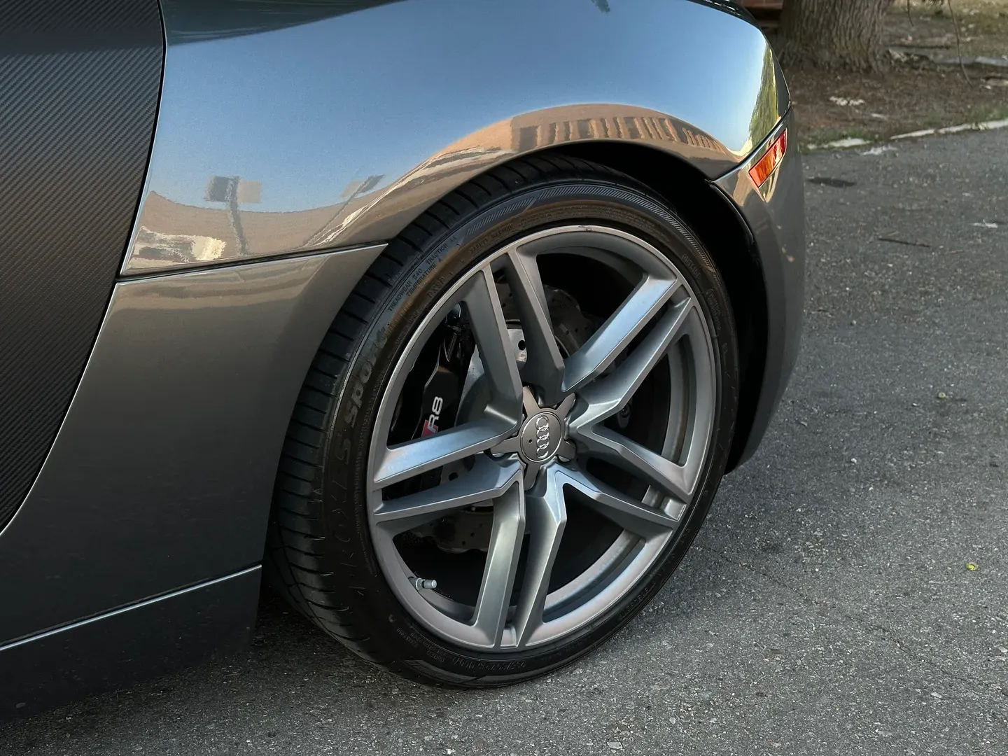 Audi R8 V8 7 Speed S-Tronic Coupe — photo 14