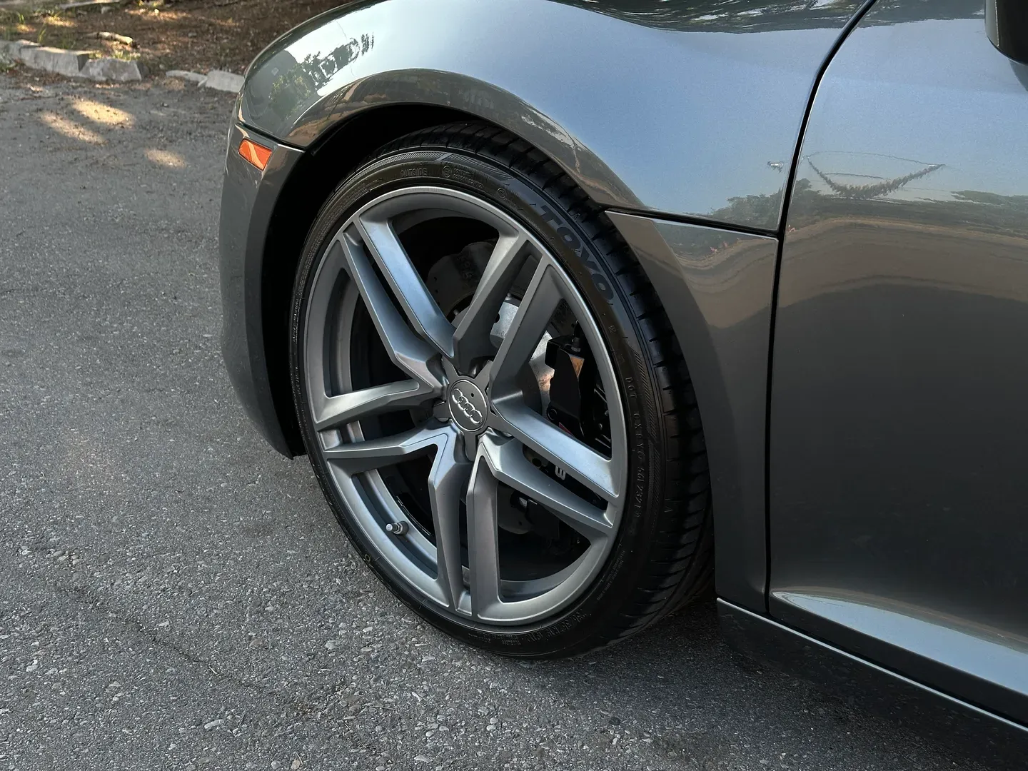Audi R8 V8 7 Speed S-Tronic Coupe — photo 13