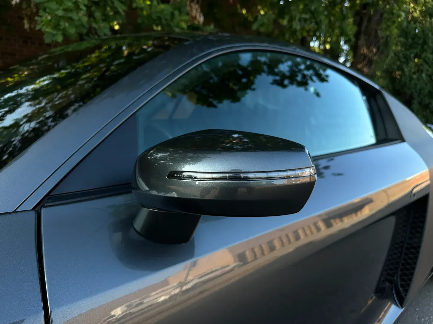 Audi R8 V8 7 Speed S-Tronic Coupe — photo 17