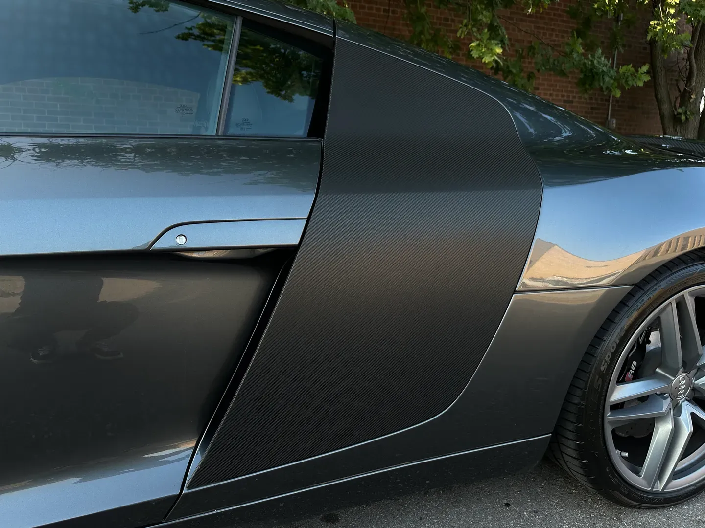 Audi R8 V8 7 Speed S-Tronic Coupe — photo 19