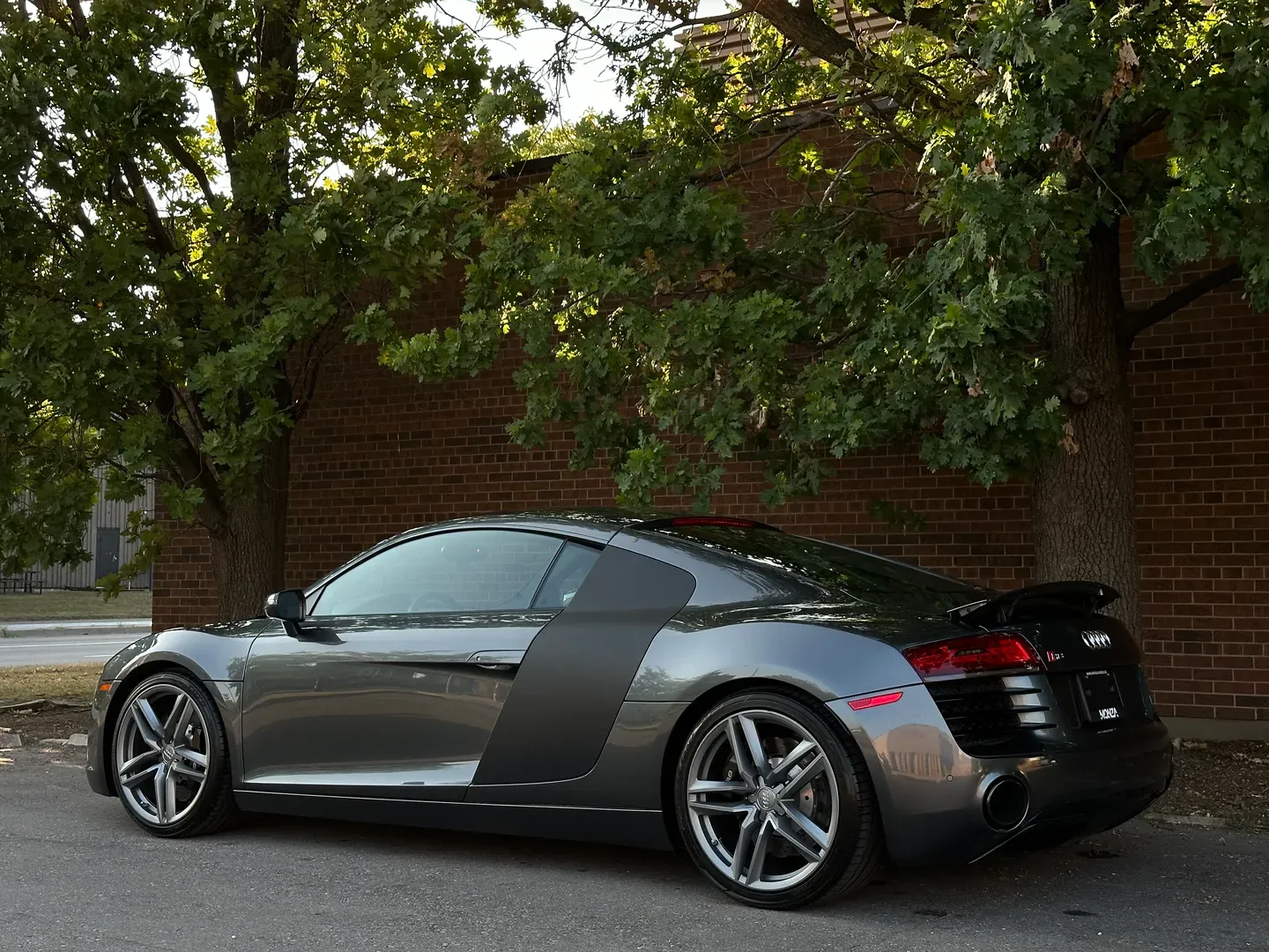 Audi R8 V8 7 Speed S-Tronic Coupe — photo 23