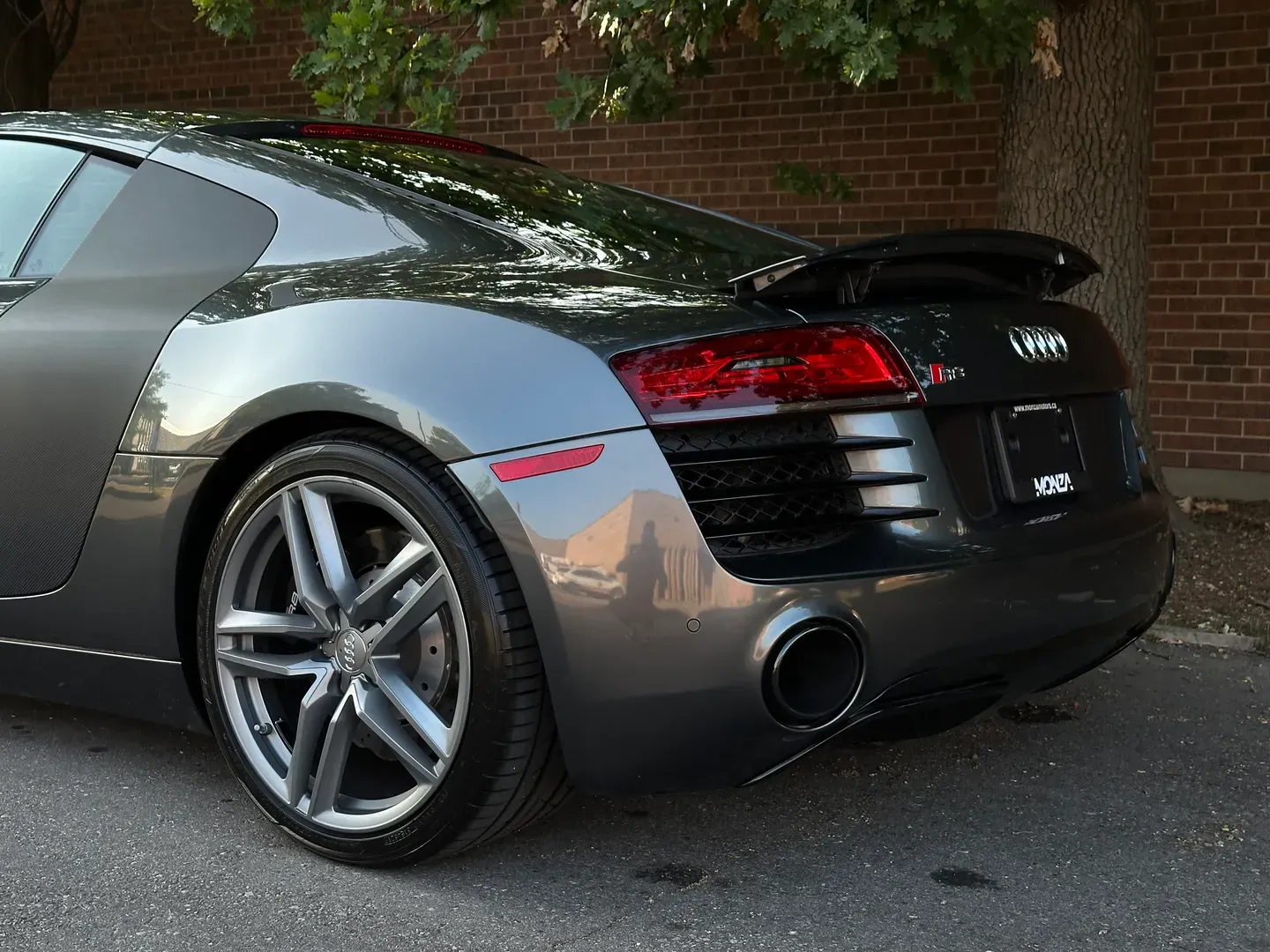 Audi R8 V8 7 Speed S-Tronic Coupe — photo 24