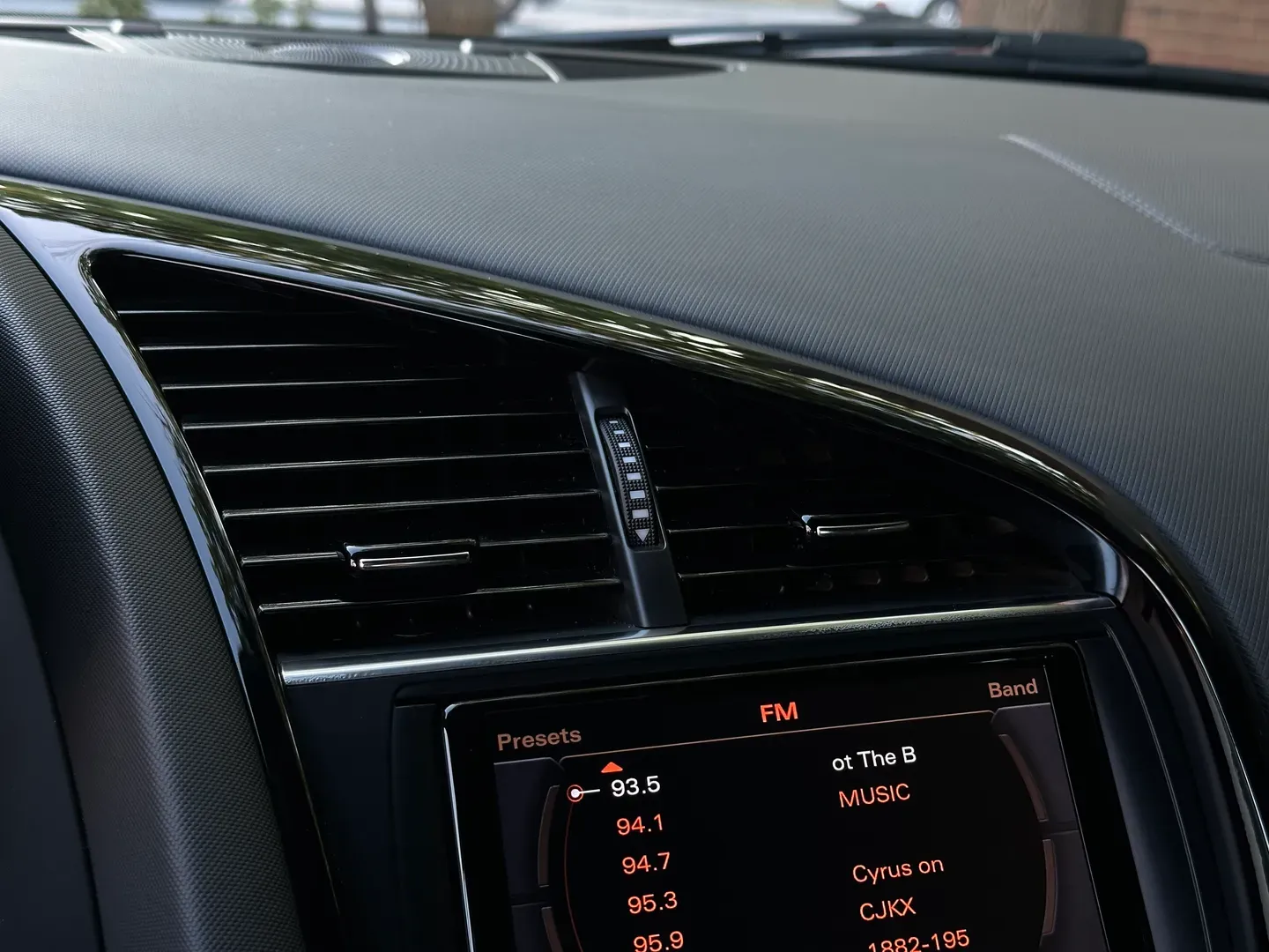 Audi R8 V8 7 Speed S-Tronic Coupe — photo 67