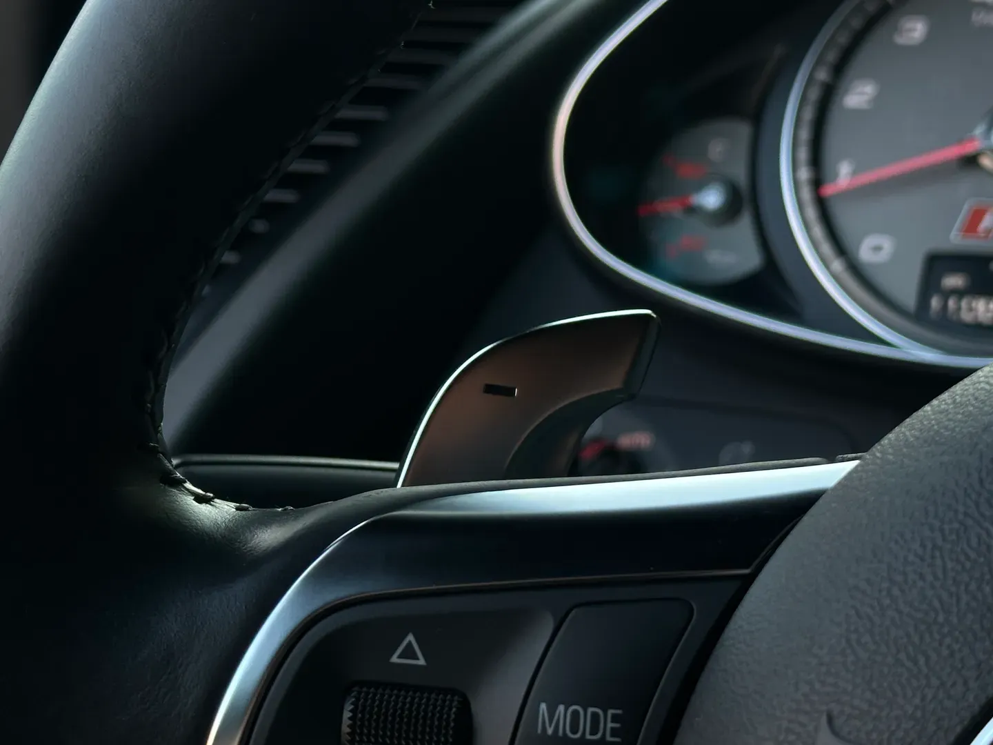 Audi R8 V8 7 Speed S-Tronic Coupe — photo 80