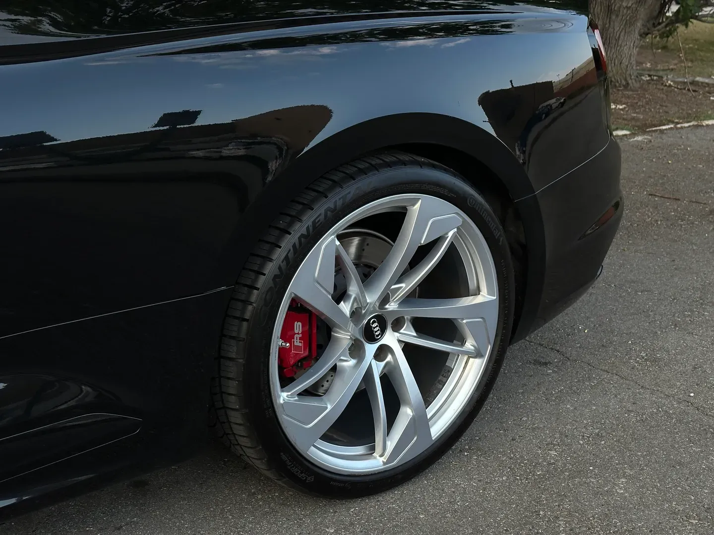 Audi RS5 Coupe — photo 19