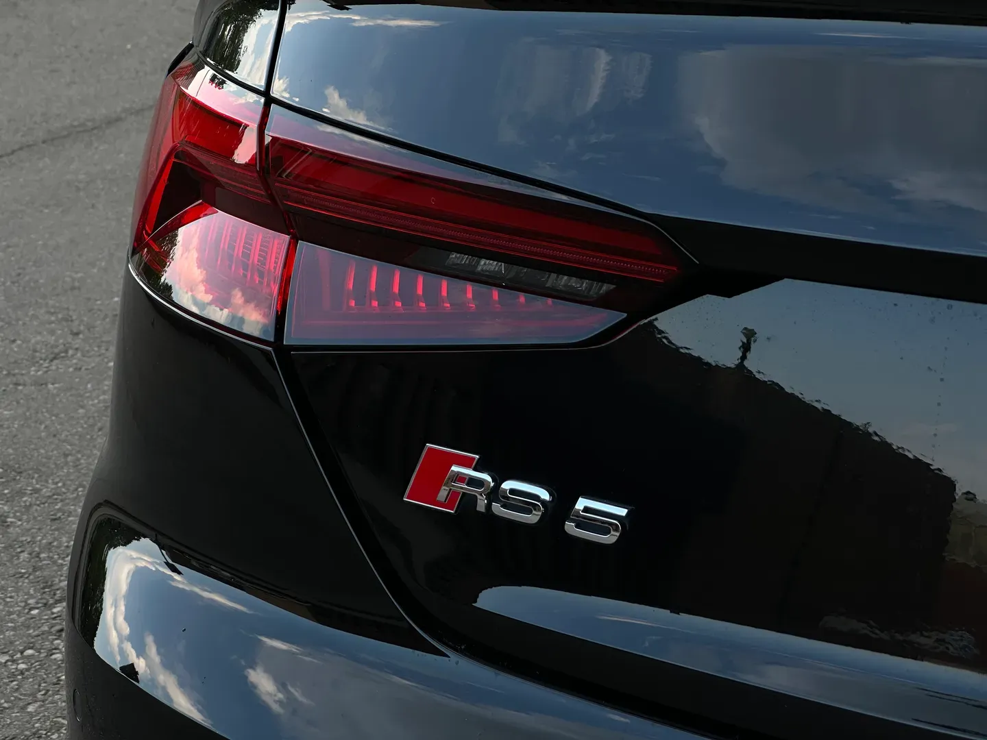 Audi RS5 Coupe — photo 25