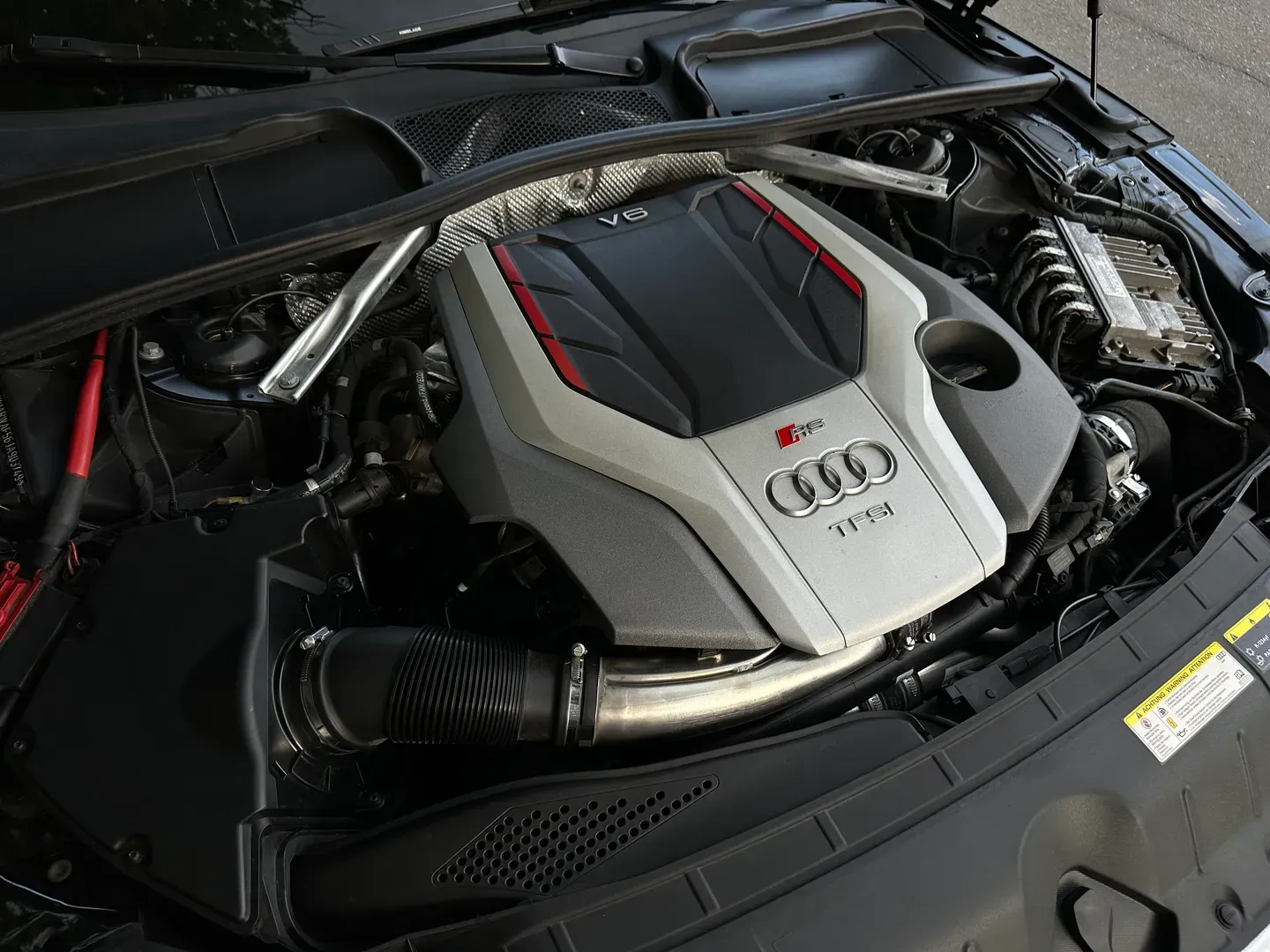 Audi RS5 Coupe — photo 30