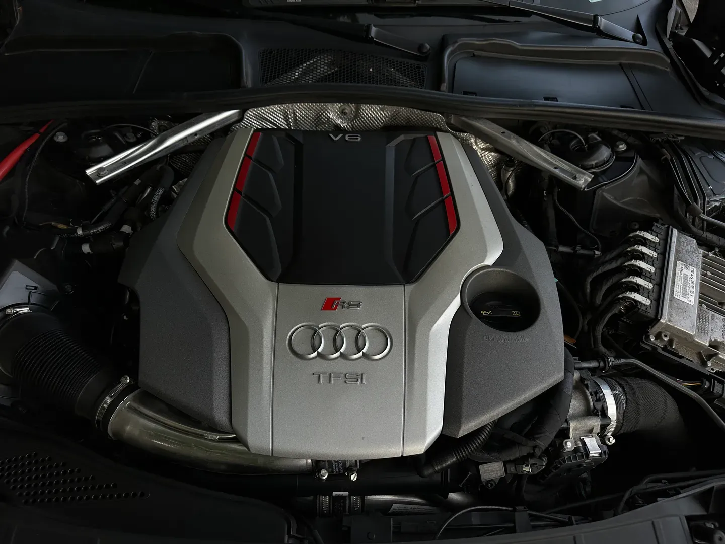 Audi RS5 Coupe — photo 31