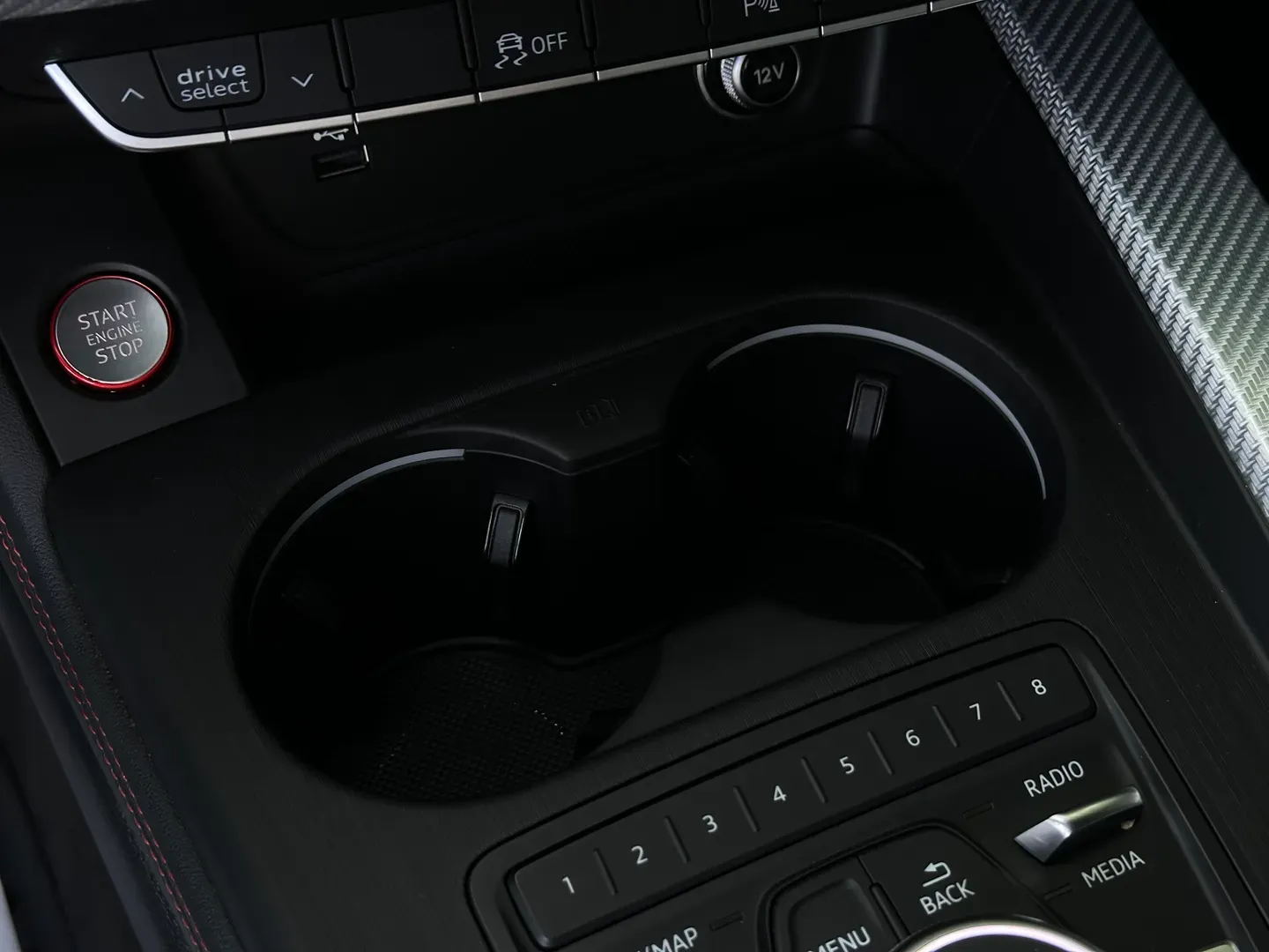 Audi RS5 Coupe — photo 53