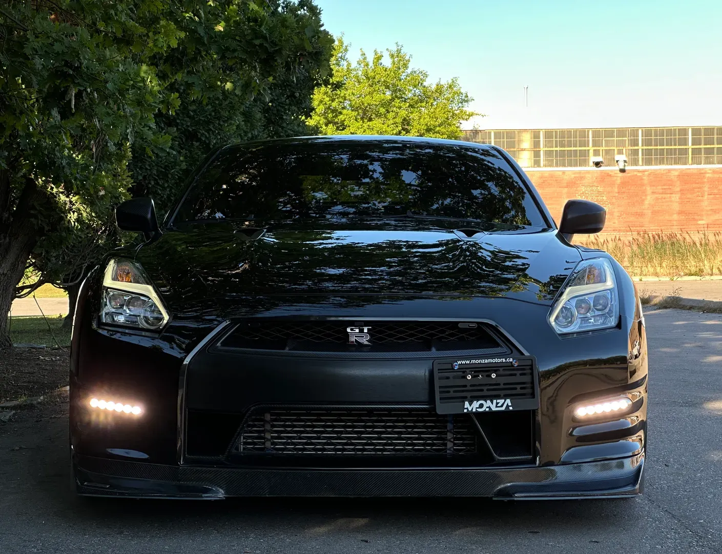 Nissan GTR Black Edition — photo 5