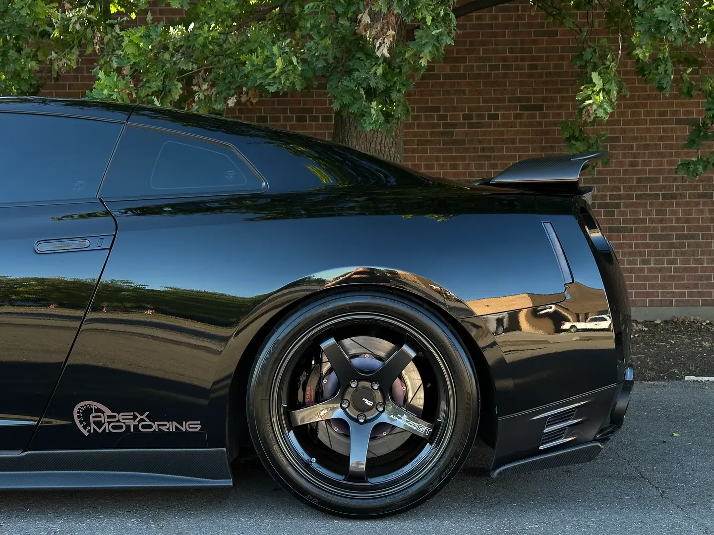 Nissan GTR Black Edition — photo 13