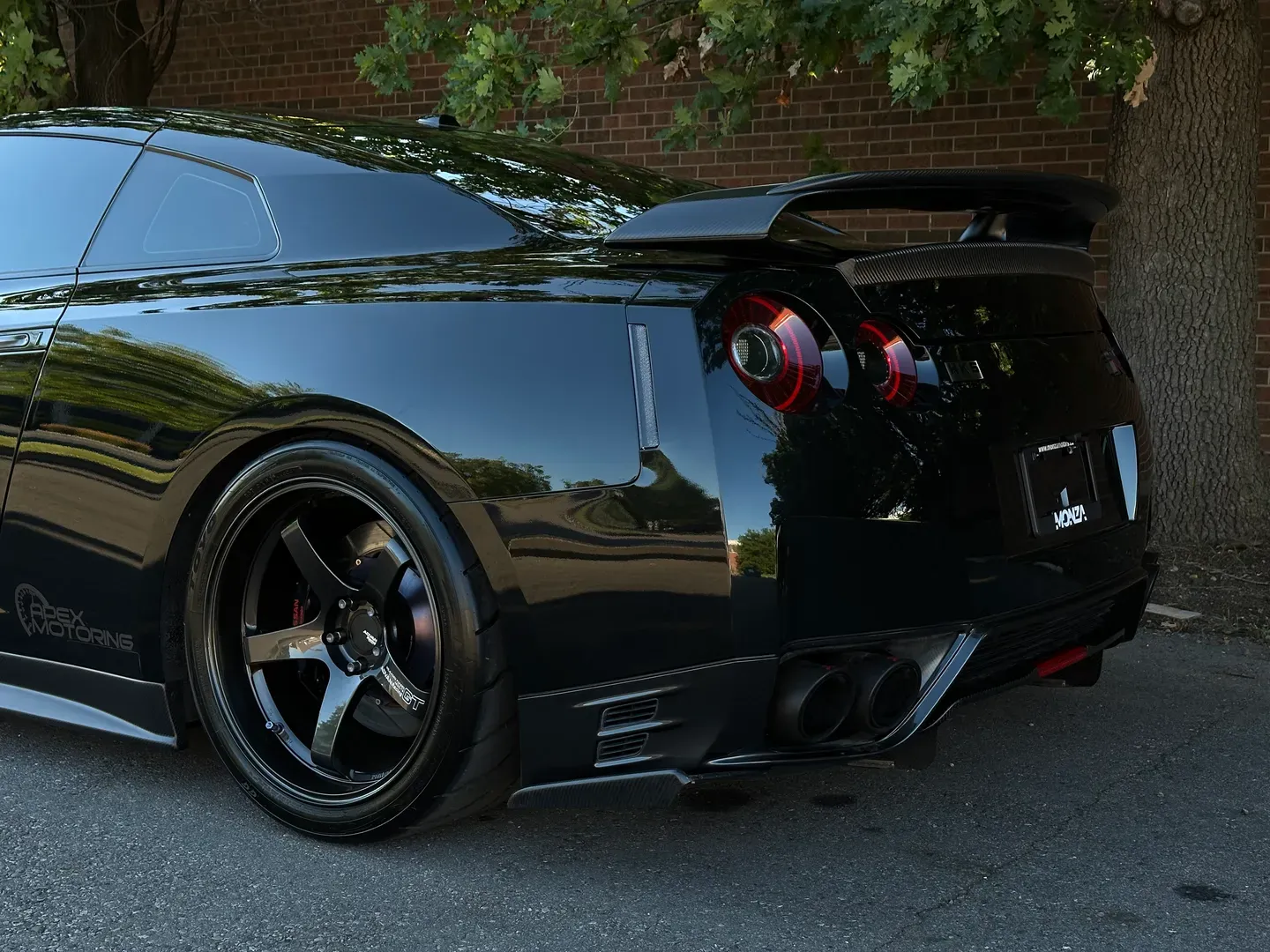 Nissan GTR Black Edition — photo 26