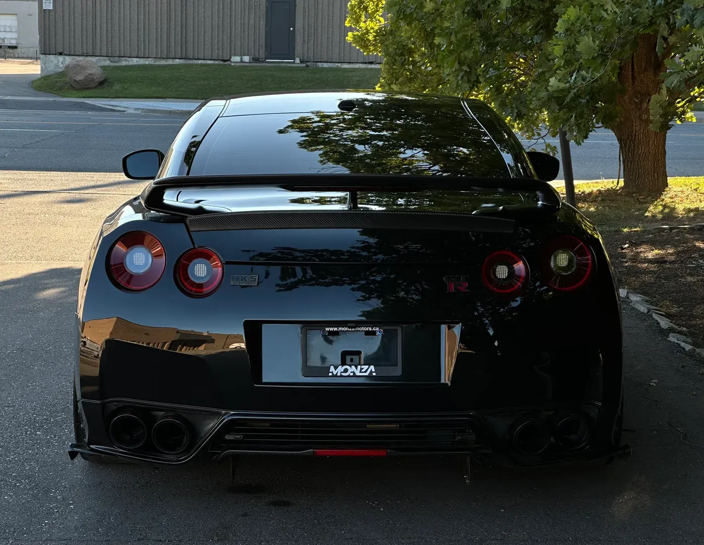 Nissan GTR Black Edition — photo 27