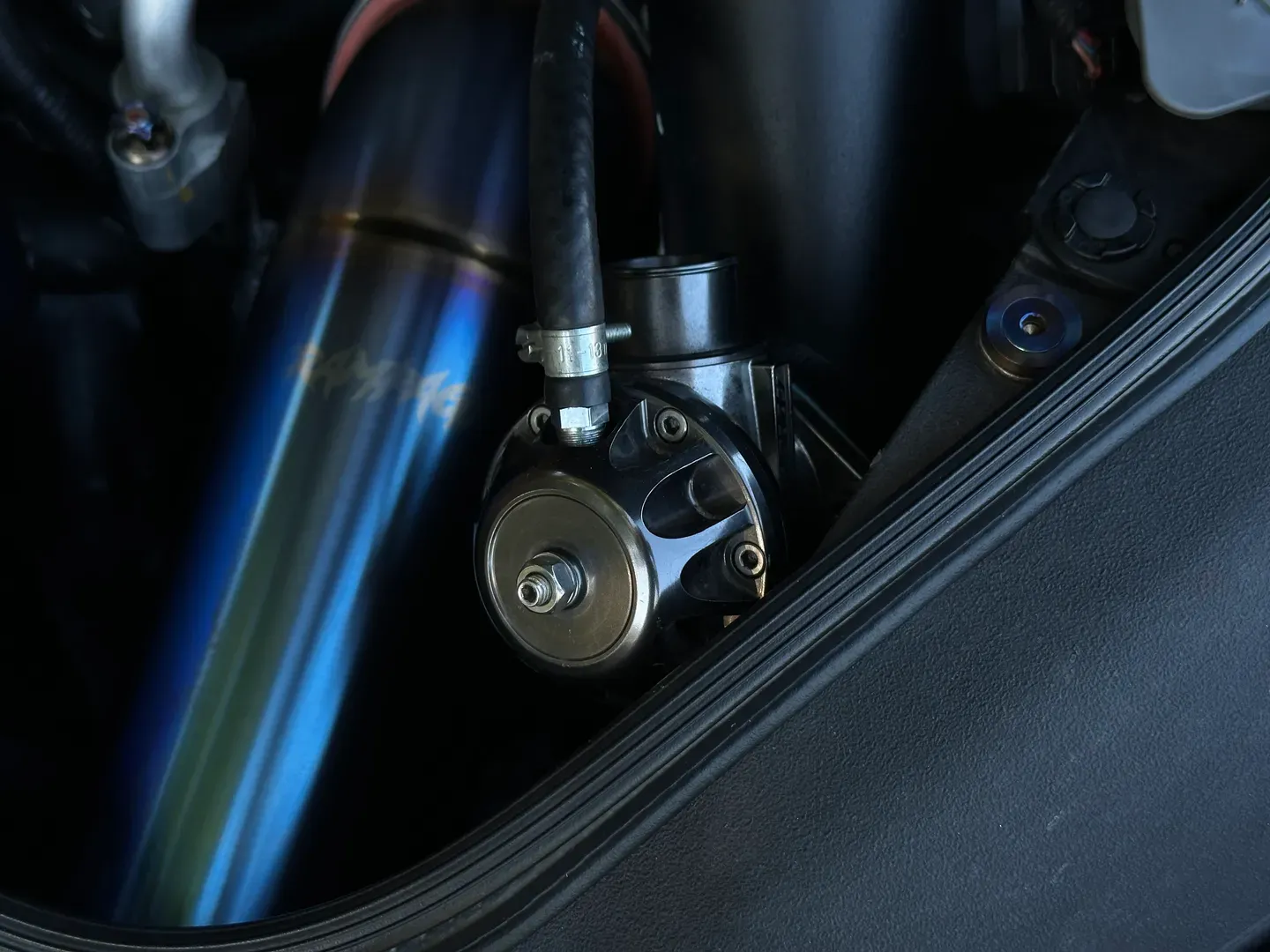 Nissan GTR Black Edition — photo 42