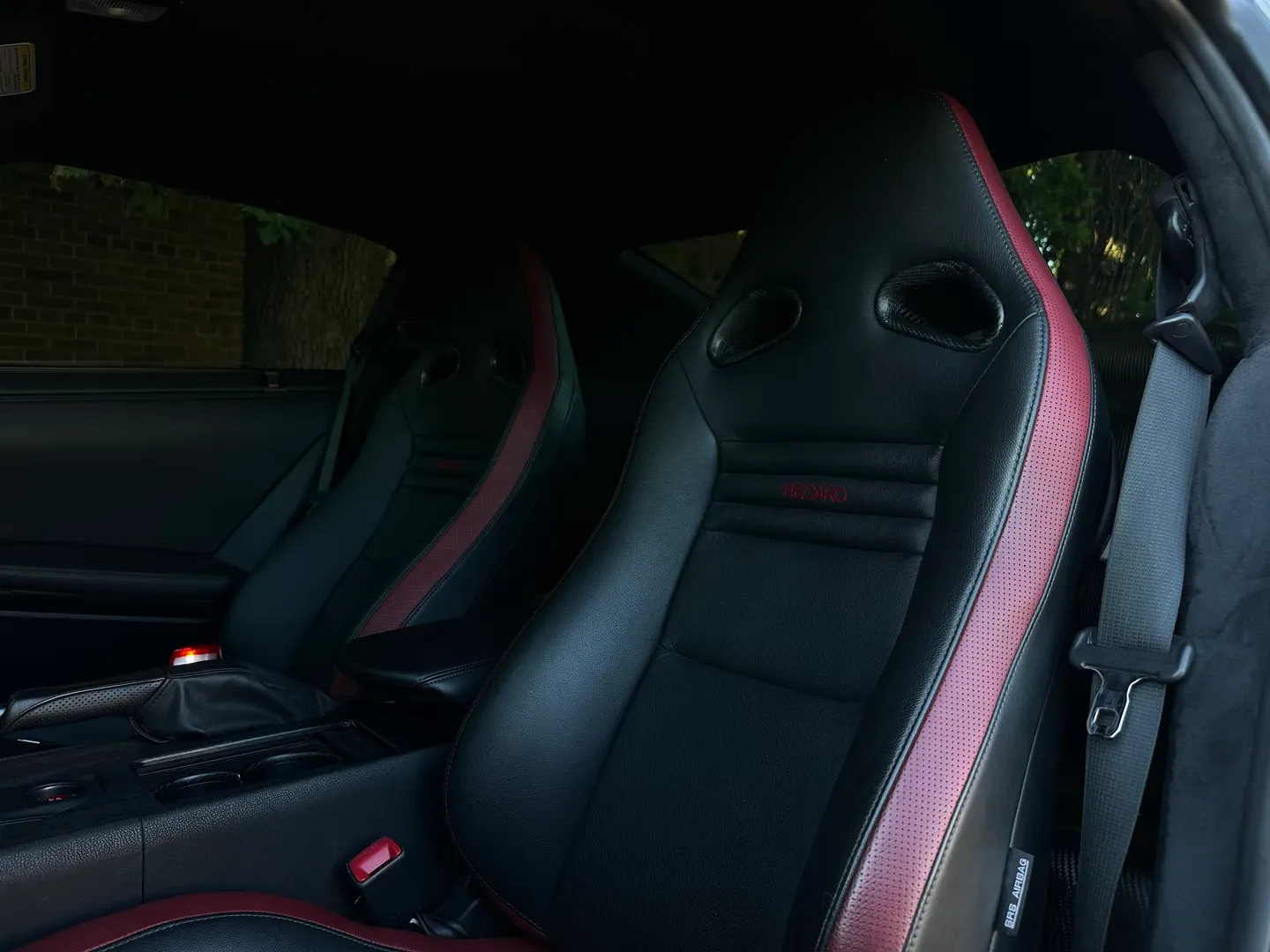 Nissan GTR Black Edition — photo 46