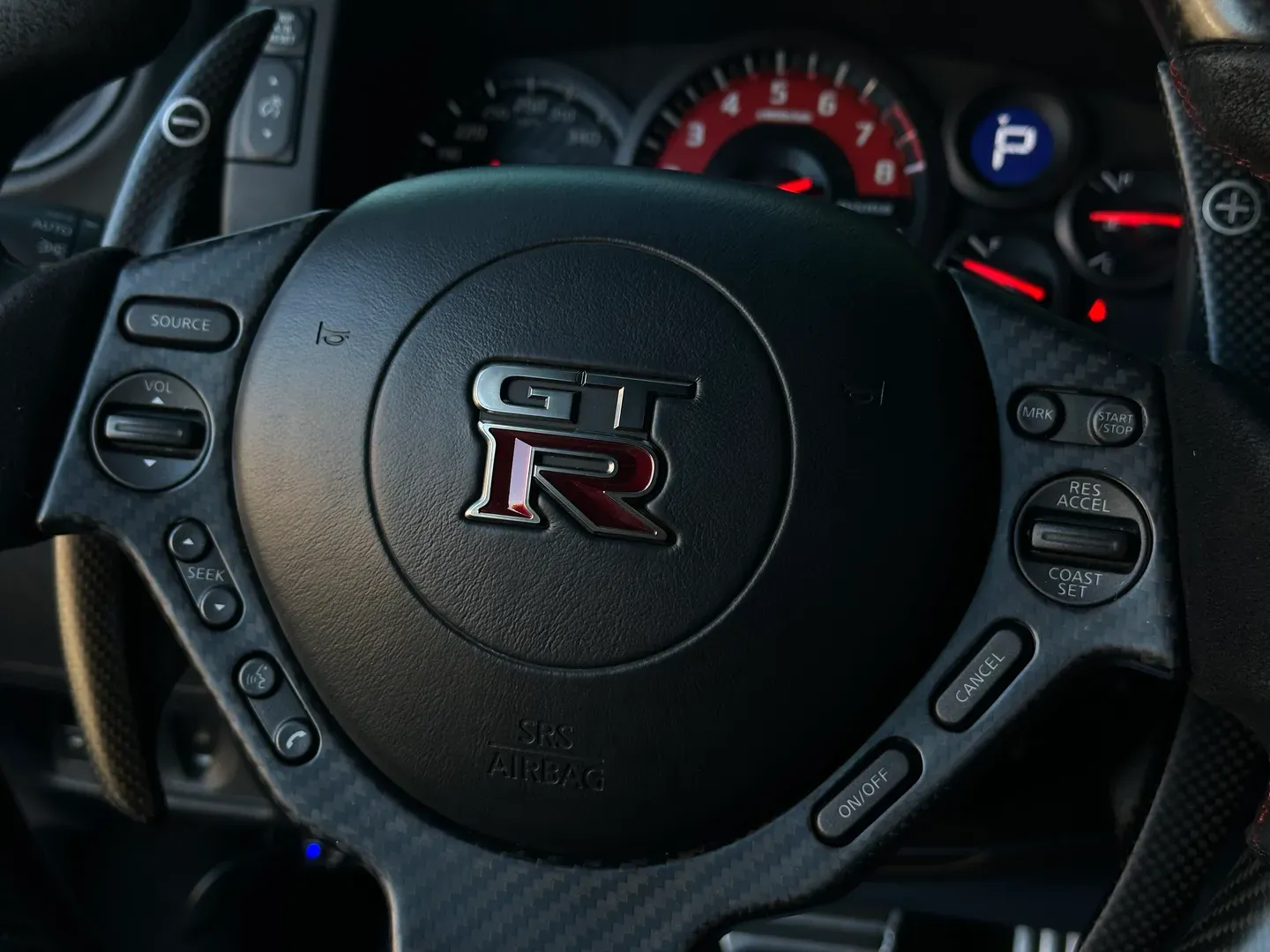Nissan GTR Black Edition — photo 77