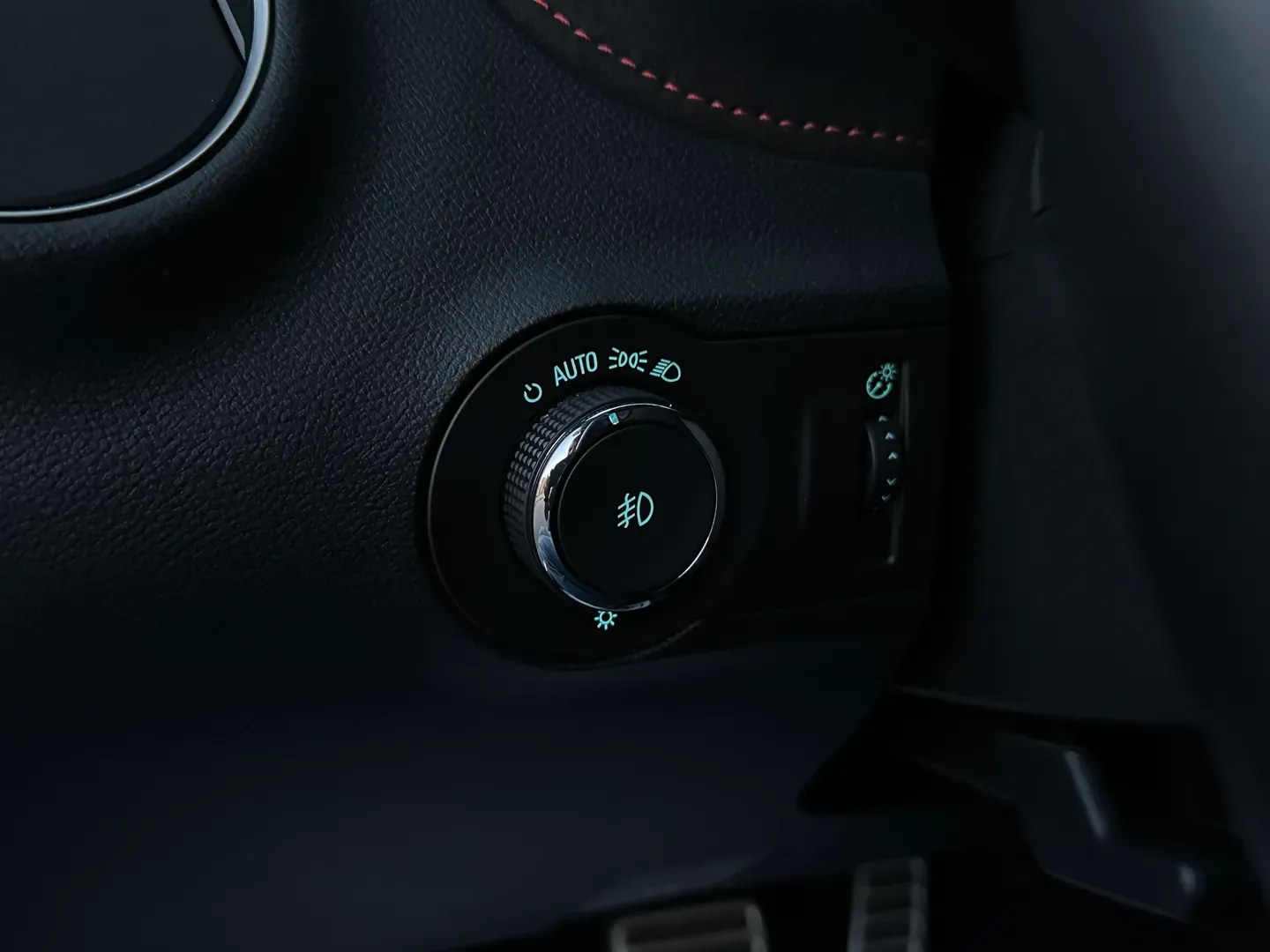 Chevrolet Camaro ZL1 6 Speed Manual  — photo 89